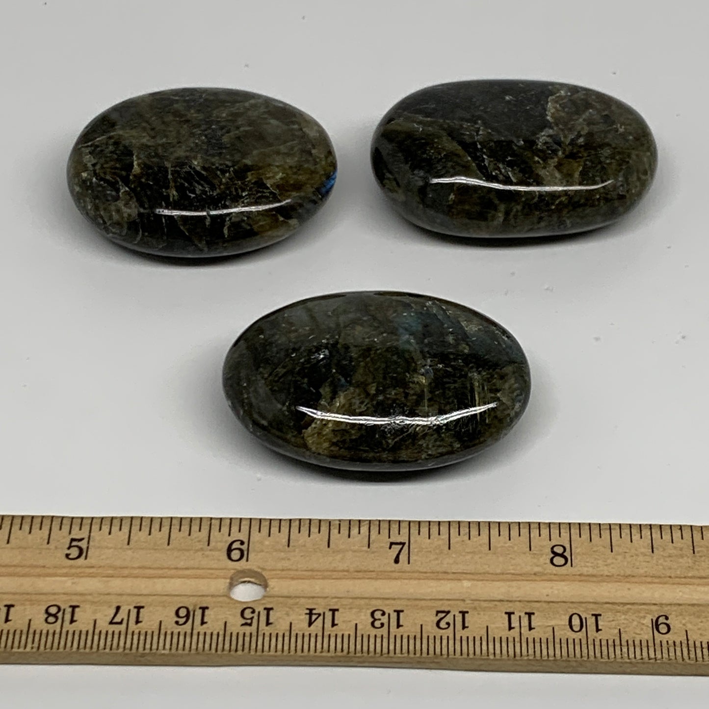 154.7g, 2"-2.1", 3pcs, Labradorite Palm-stone Polished Gemstone, B35547