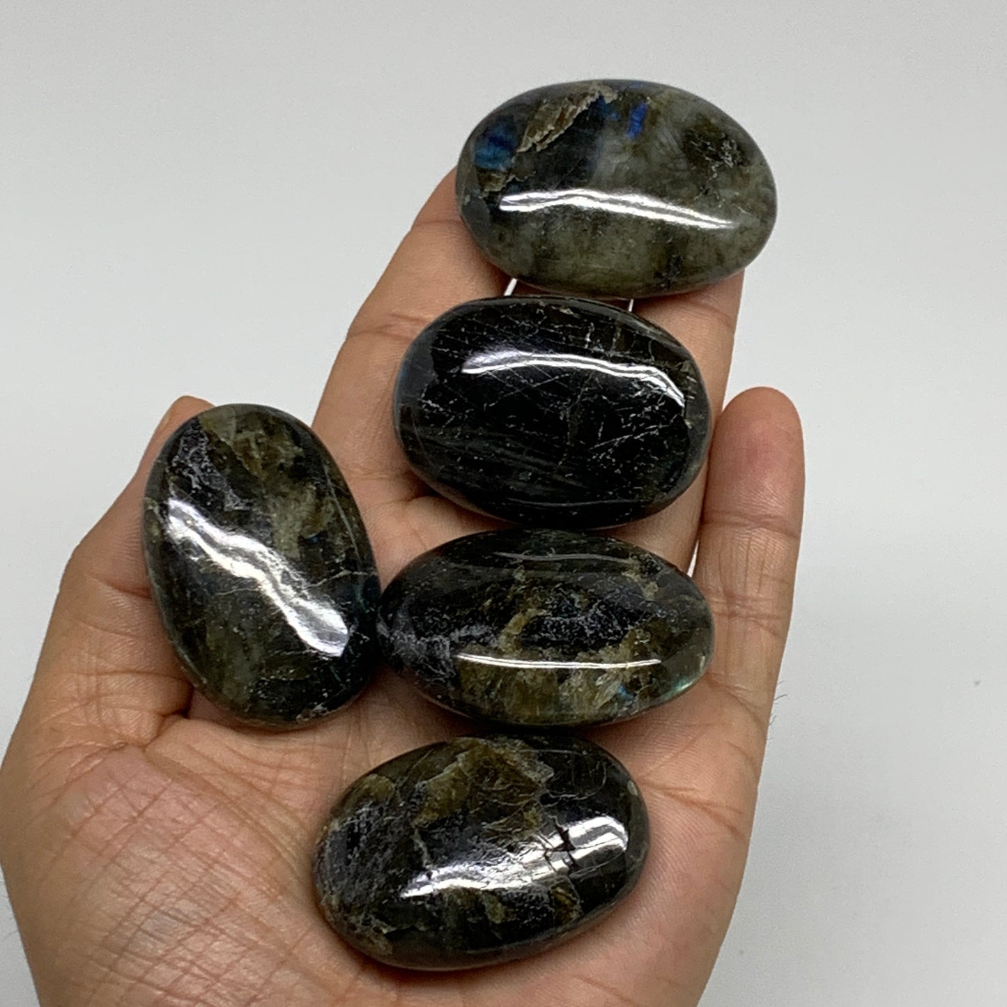 193.5g, 1.7"-1.8", 5pcs, Labradorite Palm-stone Polished Gemstone, B35549