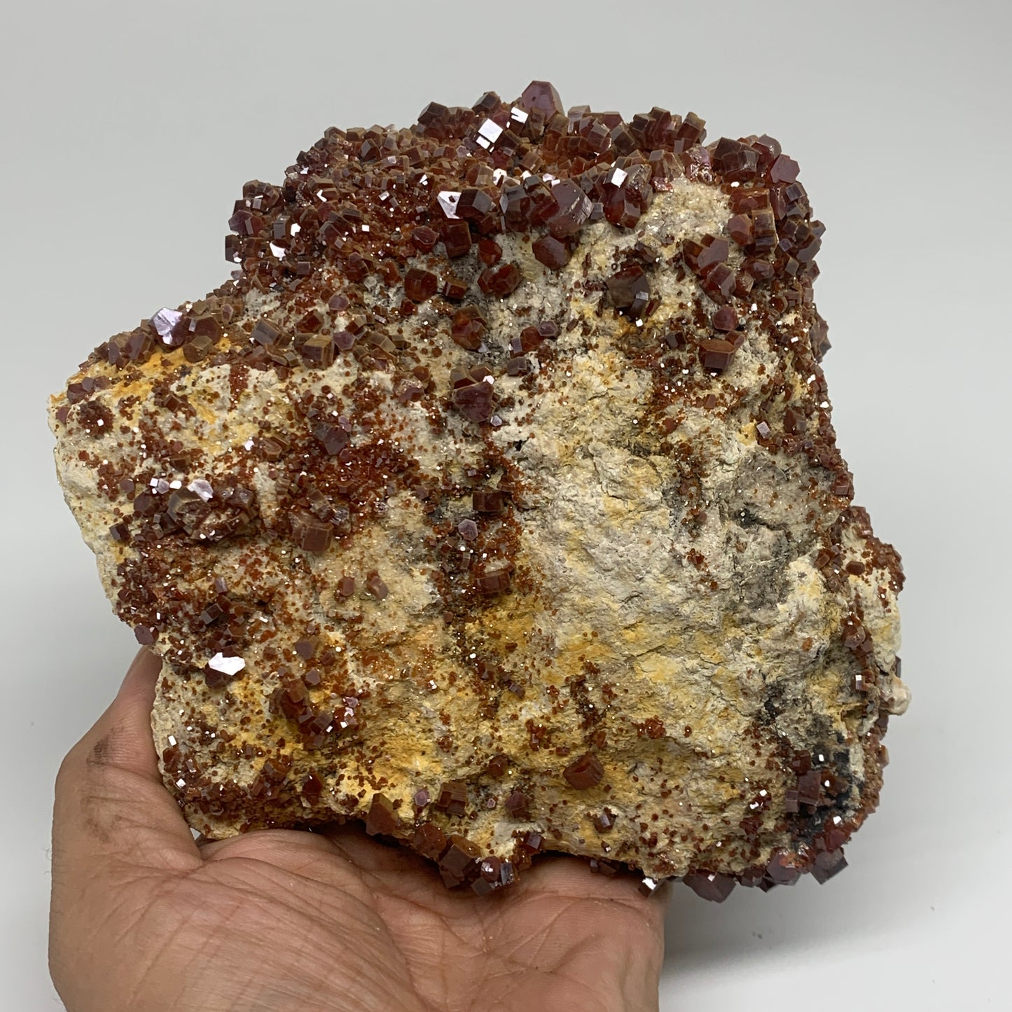 3.95 lbs, 5.6"x5.3"x2.4", Vanadinite Crystals Cluster Mineral Specimens, B34005