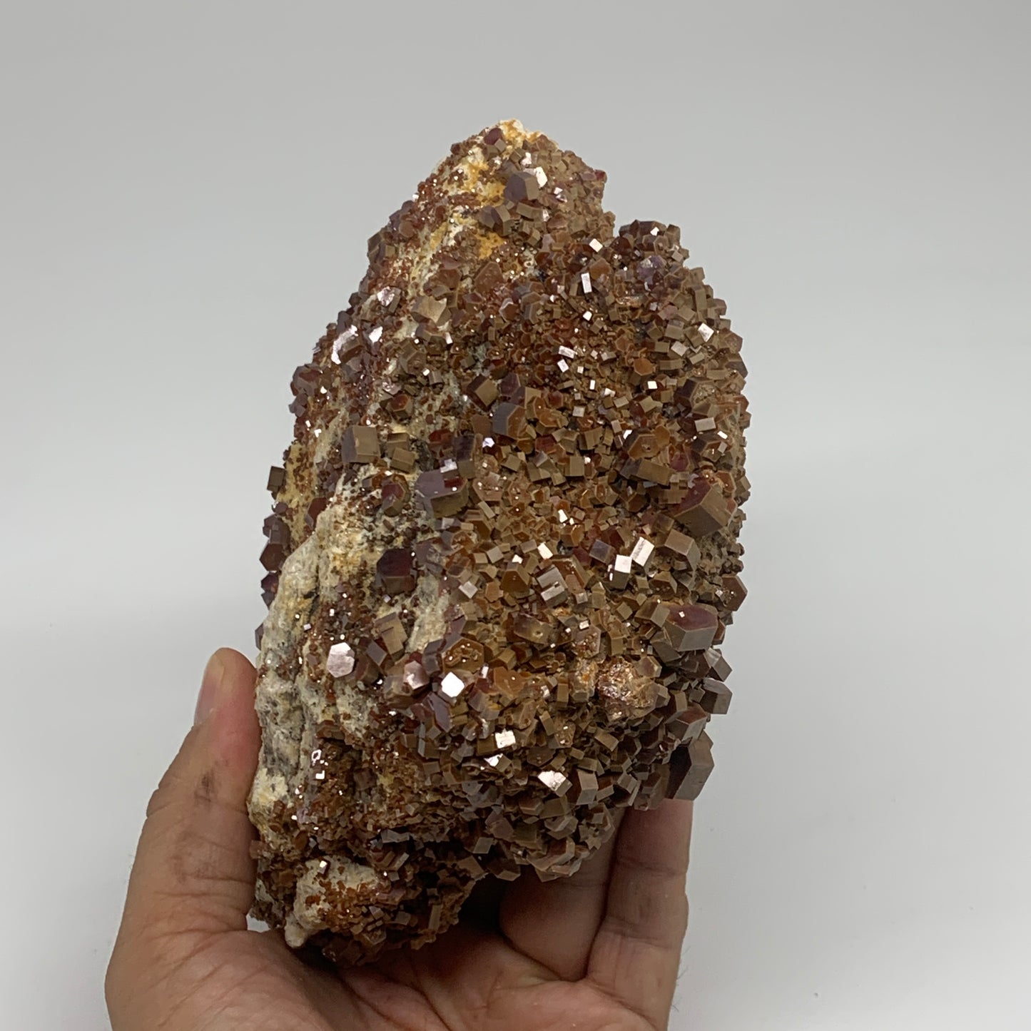 3.95 lbs, 5.6"x5.3"x2.4", Vanadinite Crystals Cluster Mineral Specimens, B34005