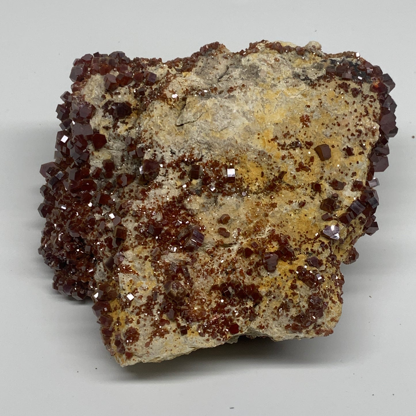 3.95 lbs, 5.6"x5.3"x2.4", Vanadinite Crystals Cluster Mineral Specimens, B34005