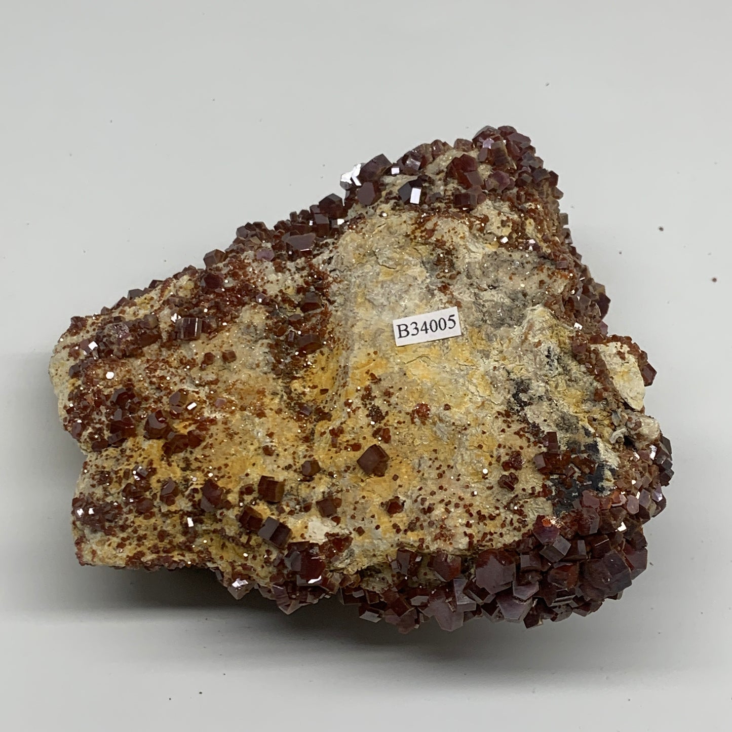 3.95 lbs, 5.6"x5.3"x2.4", Vanadinite Crystals Cluster Mineral Specimens, B34005
