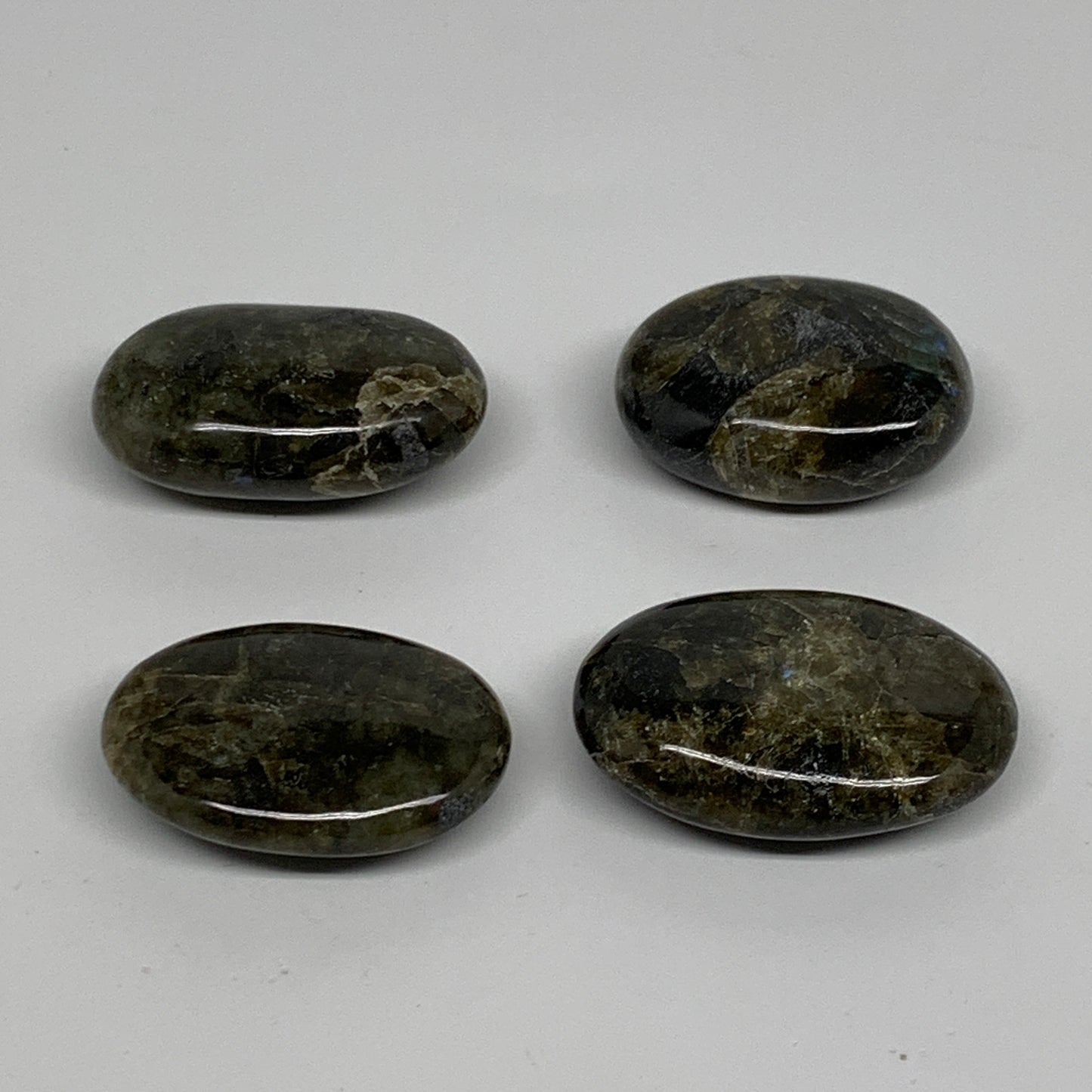 159.9g, 1.8"-2", 4pcs, Labradorite Palm-stone Polished Gemstone, B35551