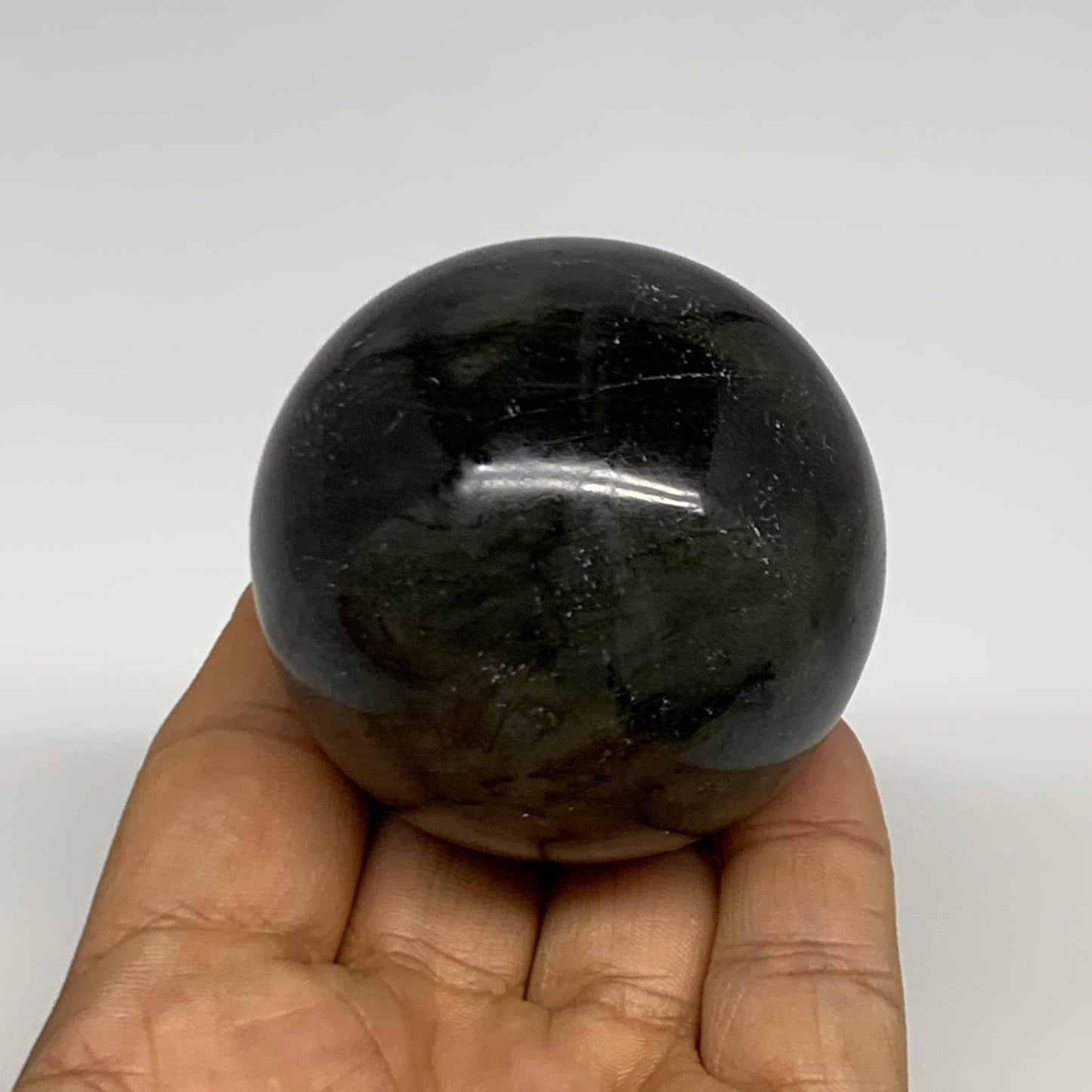 221.4g, 2.1"(53mm), Labradorite Sphere Gemstone,Crystal @Madagascar, B29861