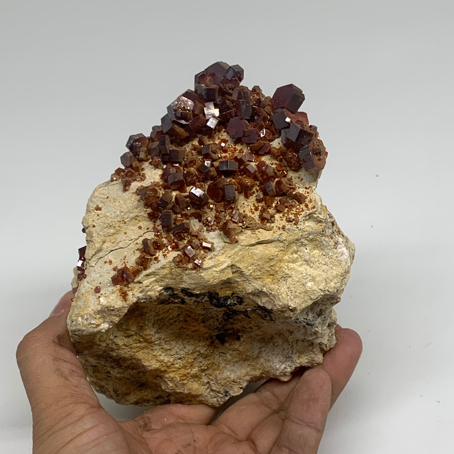 4.19 lbs, 4.6"x4.1"x2.9", Vanadinite Crystals Cluster Mineral Specimens, B34009