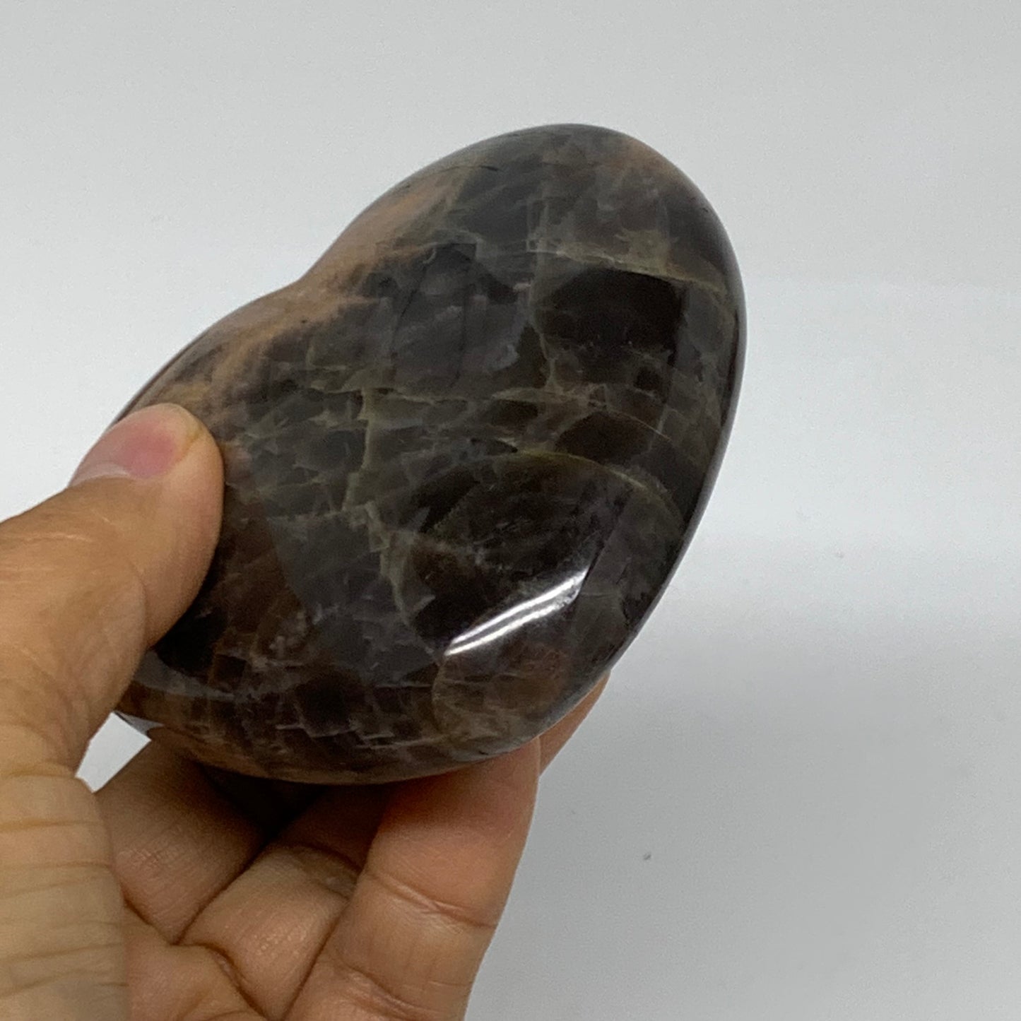 0.56 lbs, 2.9"x3.2"x1.2", Black Moonstone Heart Polished Crystal Decor, B37841