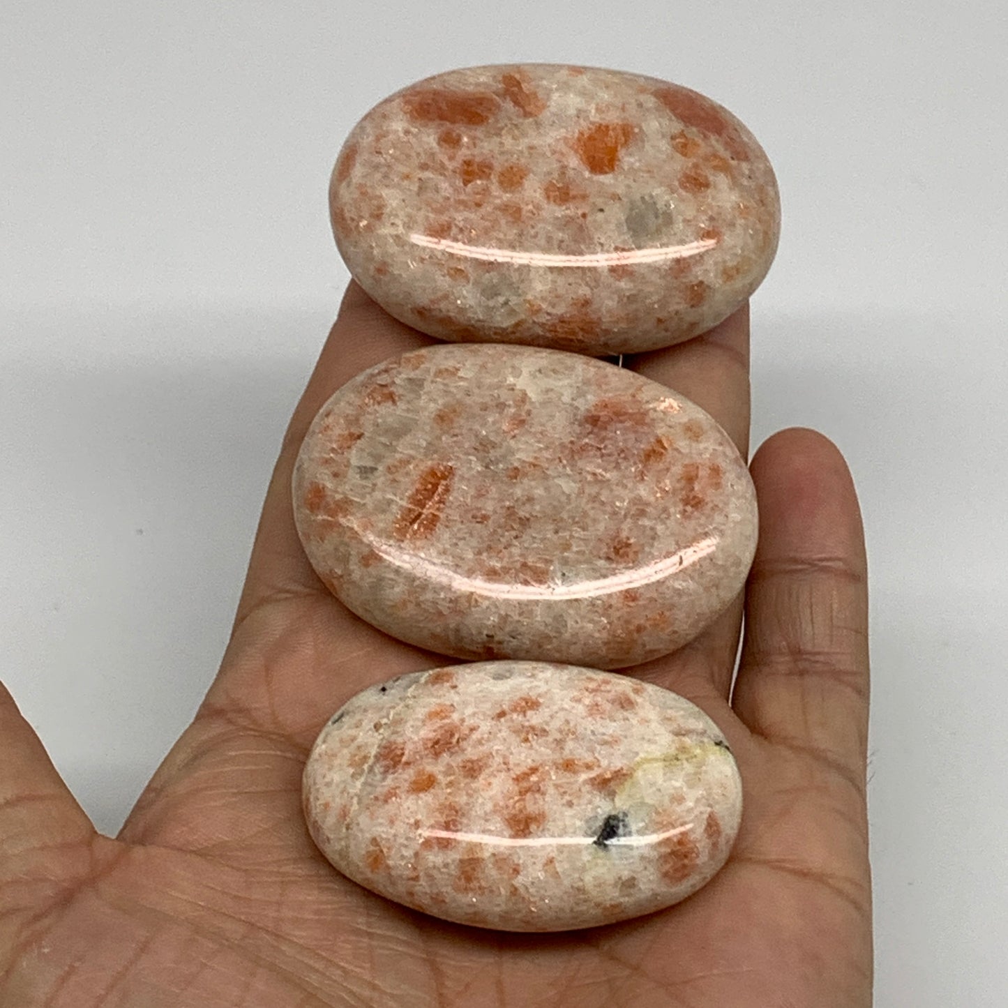 176.9g, 1.9"-2.2", 3pcs, Natural Sunstone Palm-Stone Polished from India, B34797