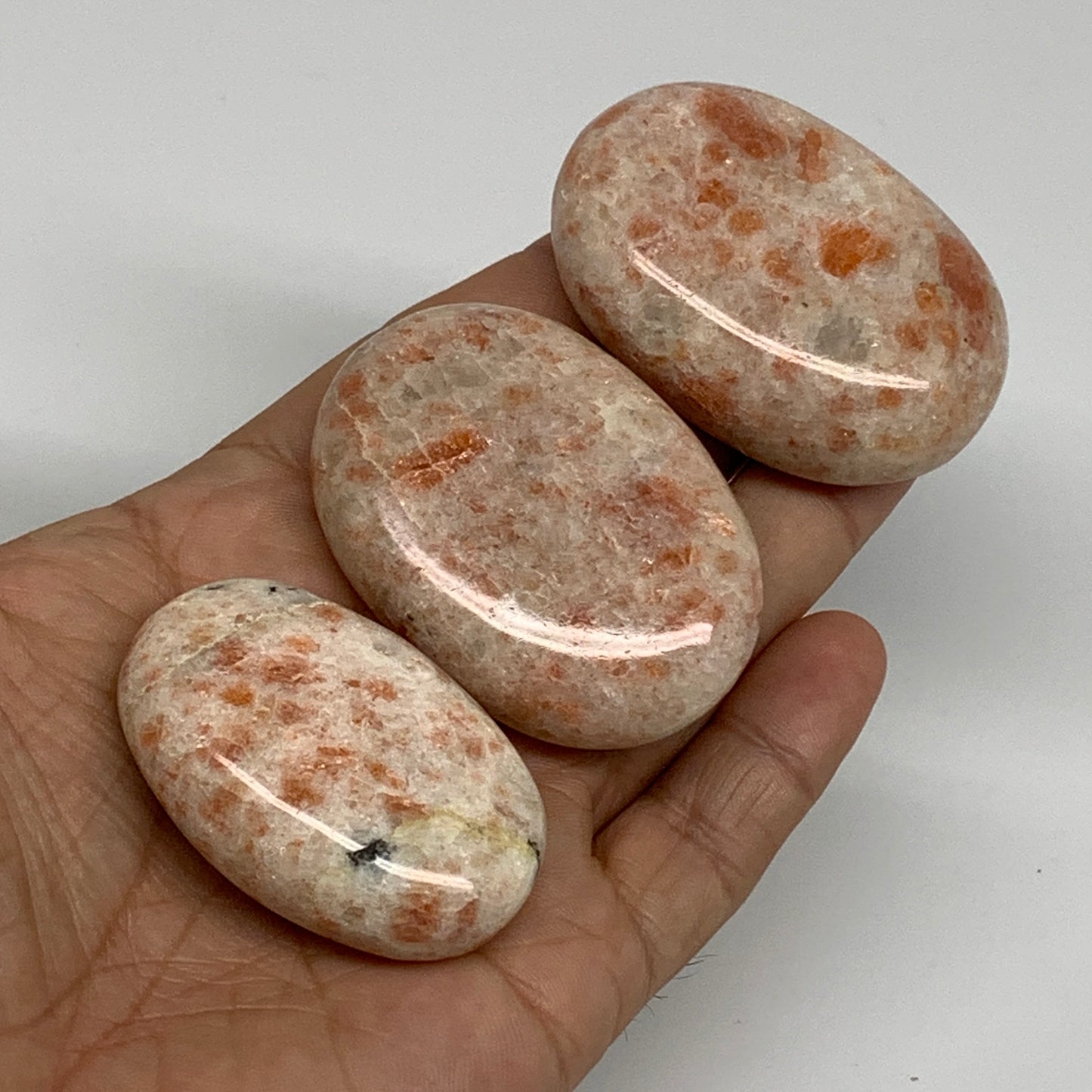 176.9g, 1.9"-2.2", 3pcs, Natural Sunstone Palm-Stone Polished from India, B34797