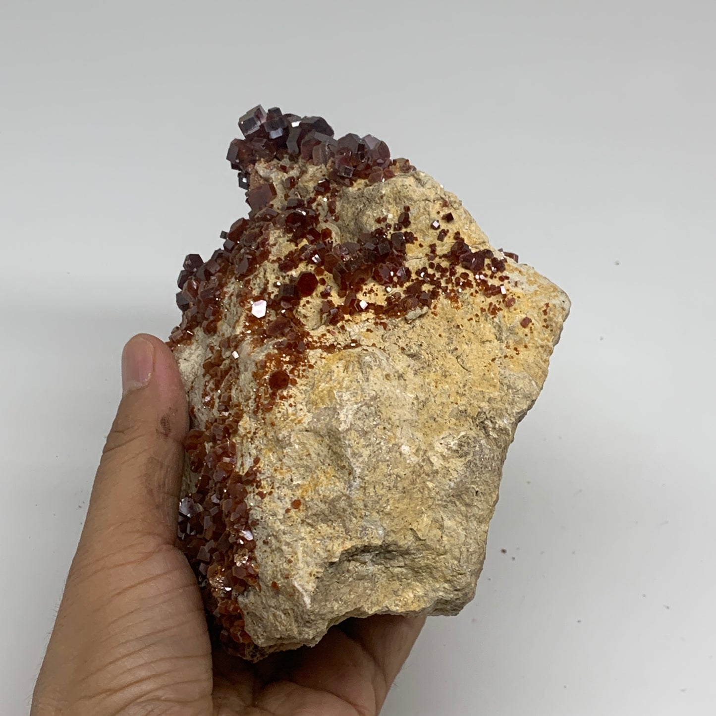 4.19 lbs, 4.6"x4.1"x2.9", Vanadinite Crystals Cluster Mineral Specimens, B34009