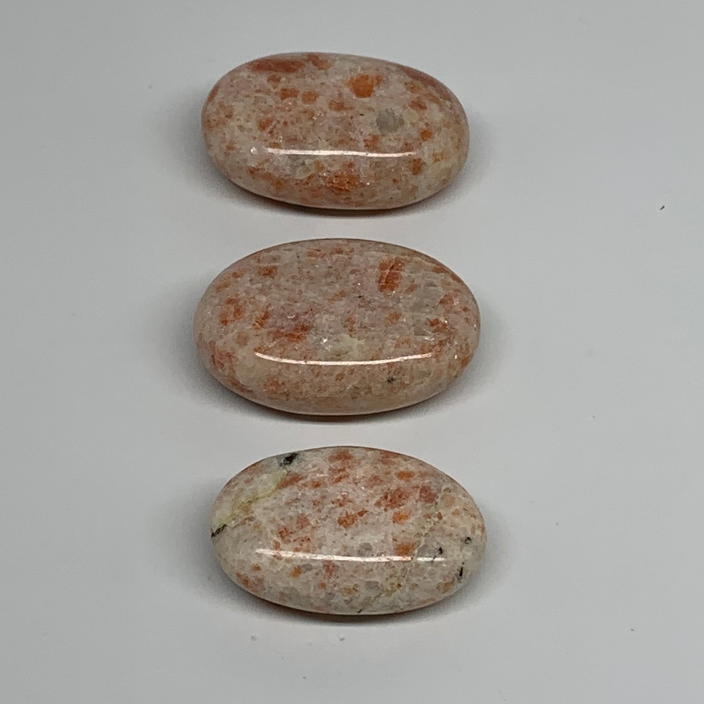 176.9g, 1.9"-2.2", 3pcs, Natural Sunstone Palm-Stone Polished from India, B34797