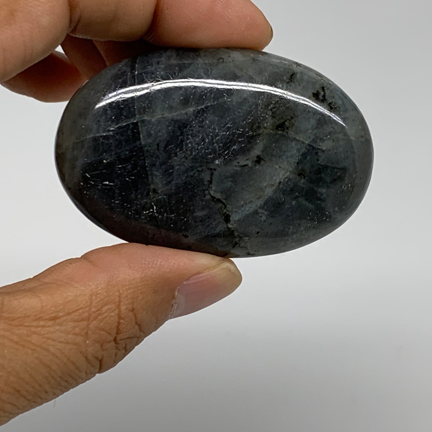 174.7g, 2.2"-2.3", 3pcs, Labradorite Palm-stone Polished Gemstone, B35554