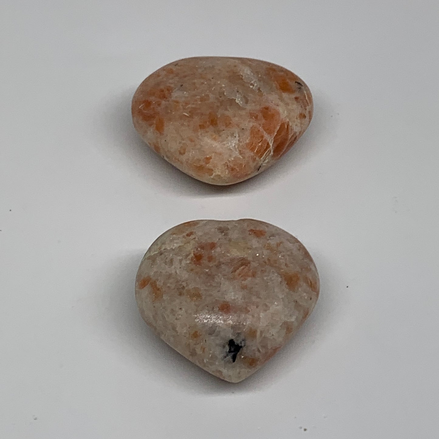 157.5g,1.8"-1.8", 2pcs, Sunstone Heart Polished Healing Crystal, B34800