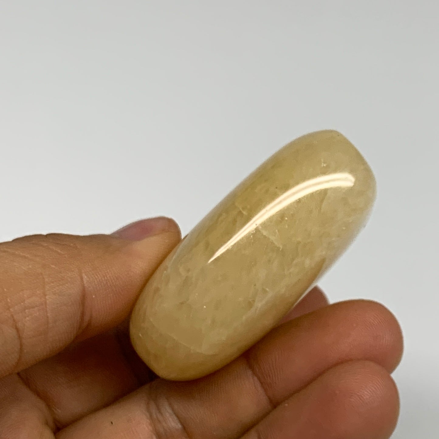 95.4g,2.1"x2.2"x0.9" Natural Yellow Aventurine Heart Crystal Stone @India, B2833