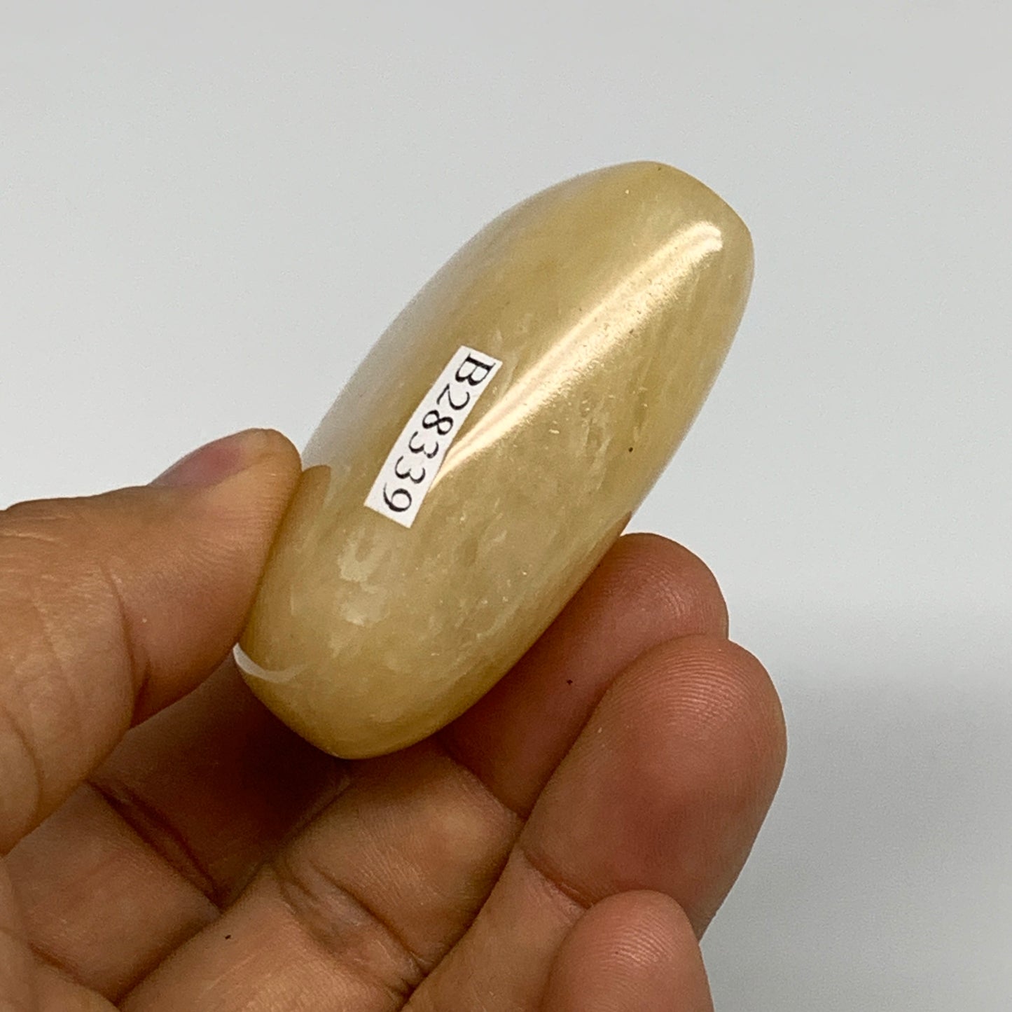 99g,2.2"x2.2"x0.8" Natural Yellow Aventurine Heart Crystal Stone @India, B28339