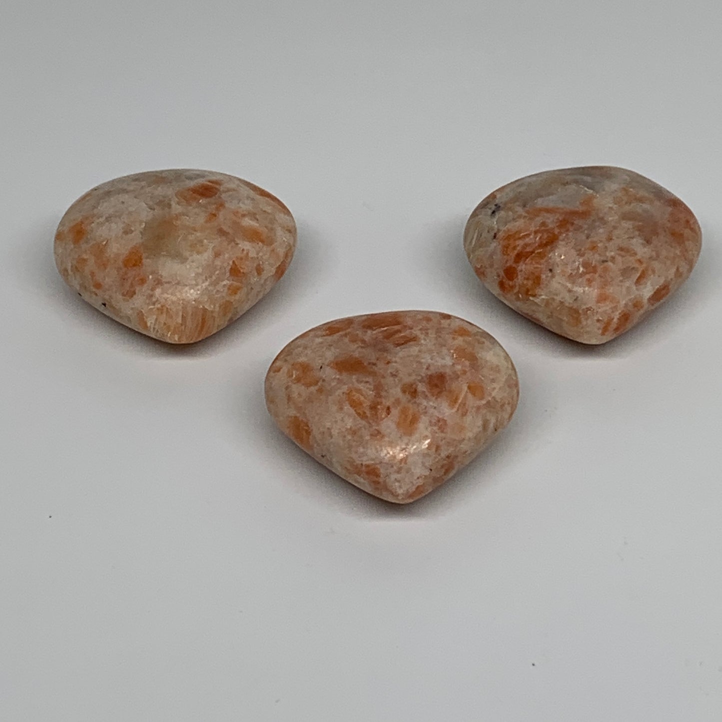 216.9g,1.8"-1.8", 3pcs, Sunstone Heart Polished Healing Crystal, B34804