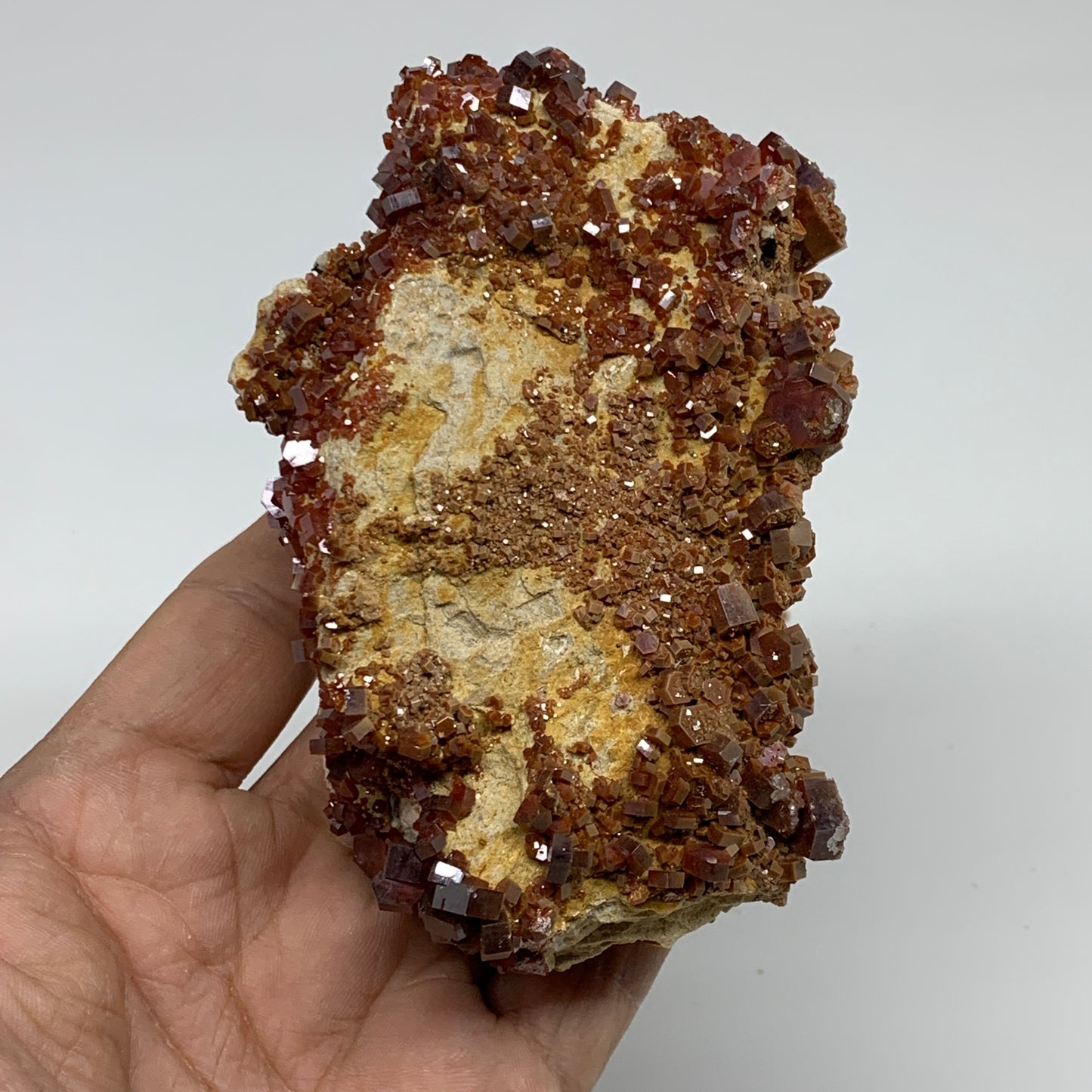 0.92 lbs, 3.9"x2.7"x2.1", Vanadinite Crystals Cluster Mineral Specimens, B34016