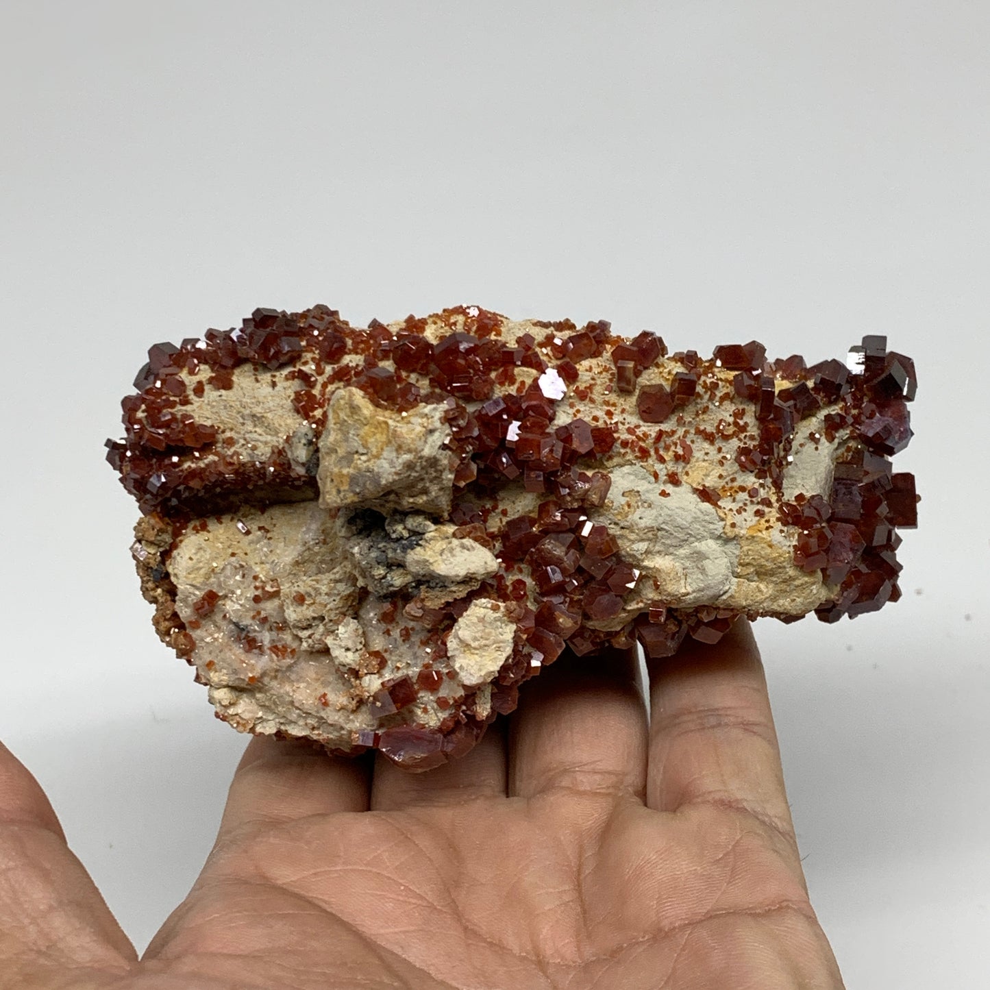 0.92 lbs, 3.9"x2.7"x2.1", Vanadinite Crystals Cluster Mineral Specimens, B34016