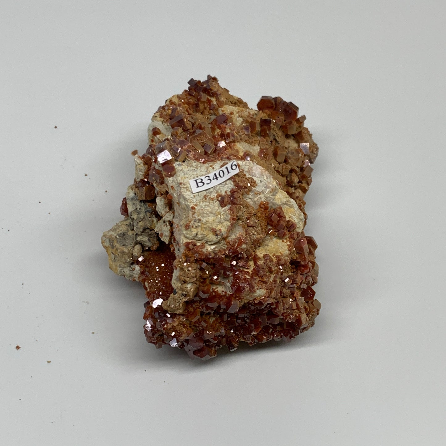 0.92 lbs, 3.9"x2.7"x2.1", Vanadinite Crystals Cluster Mineral Specimens, B34016