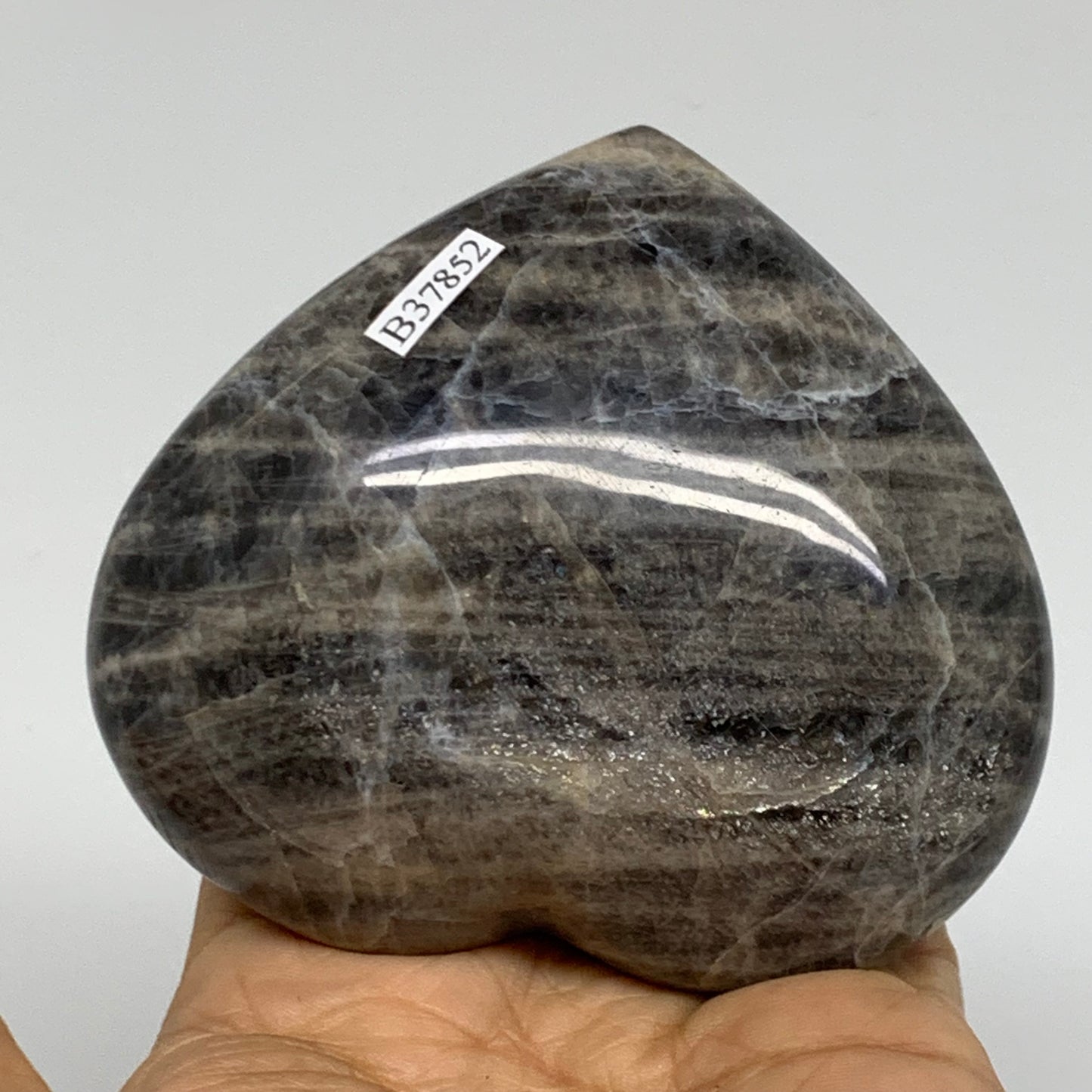 0.76 lbs, 3.2"x3.5"x1.6", Black Moonstone Heart Polished Crystal Decor, B37852