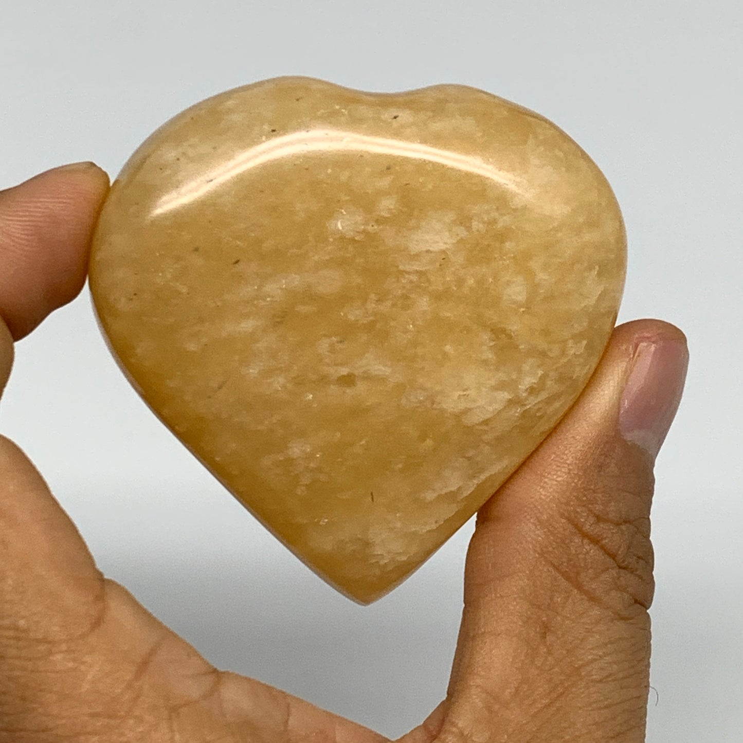 108.3g,2.2"x2.2"x0.9" Natural Yellow Aventurine Heart Crystal Stone @India, B283
