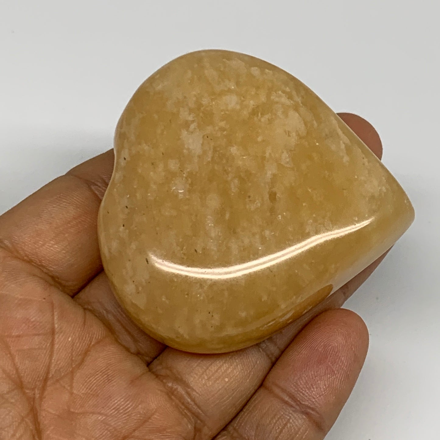 108.3g,2.2"x2.2"x0.9" Natural Yellow Aventurine Heart Crystal Stone @India, B283