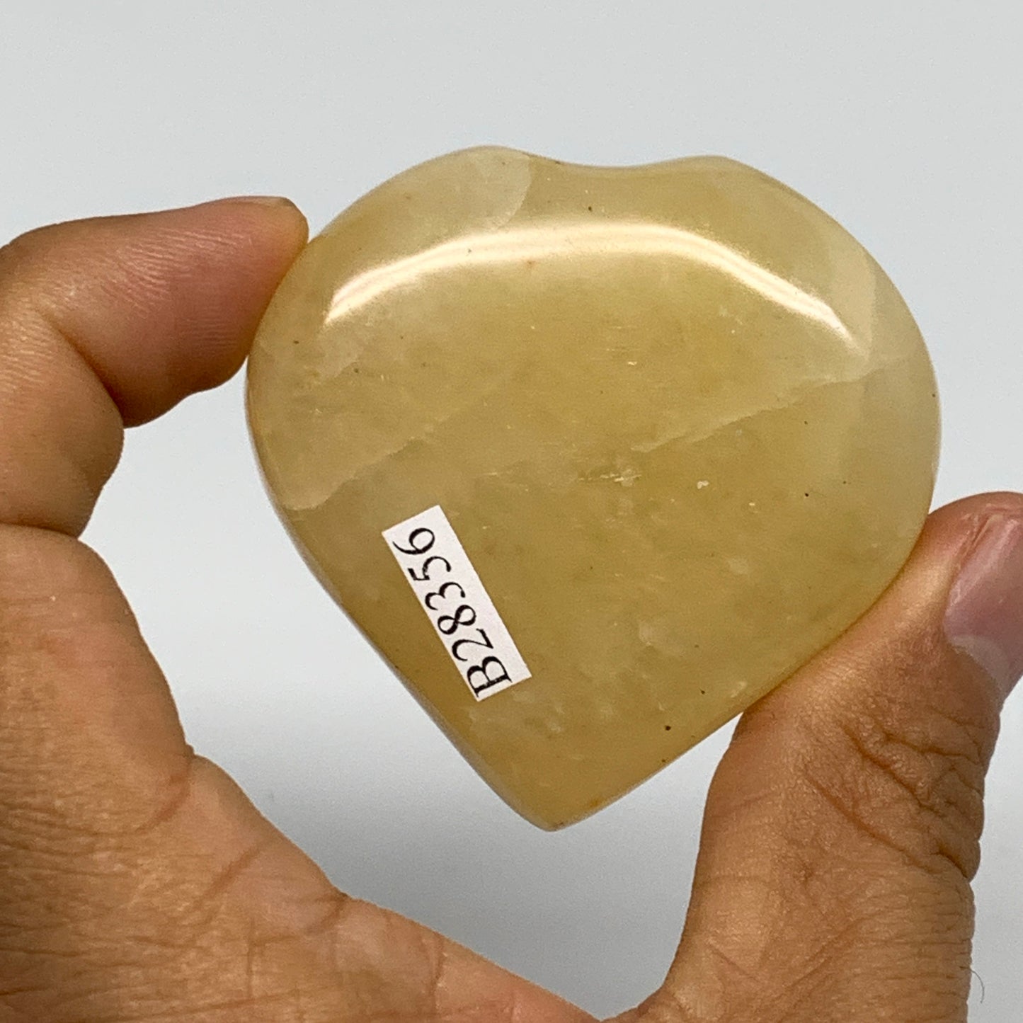 83.5g,2"x2.1"x0.8" Natural Yellow Aventurine Heart Crystal Stone @India, B28356