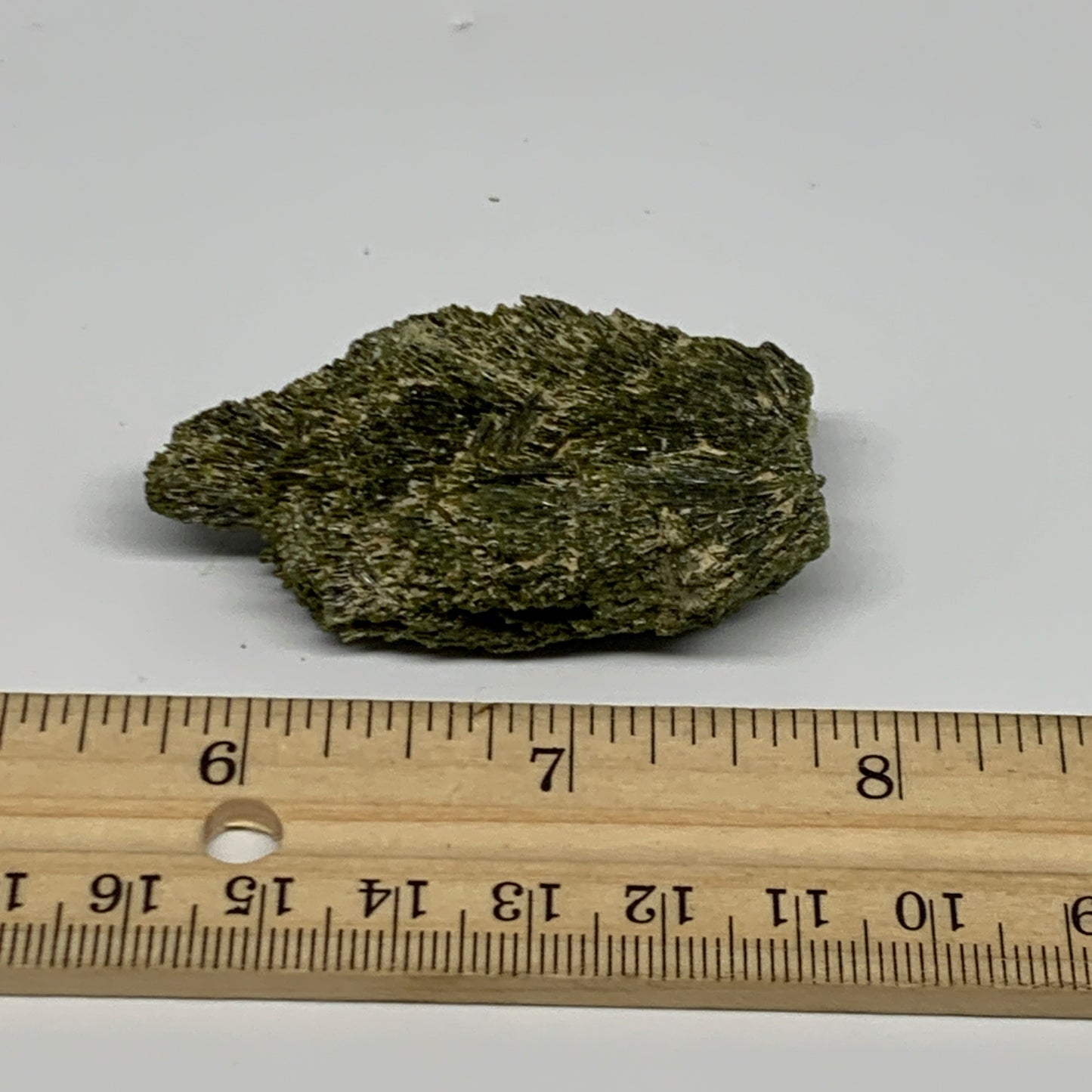 36.6g, 2.2"x1.2"x0.6",Green Epidote Custer/Leaf Mineral Specimen @Pakistan,B2755