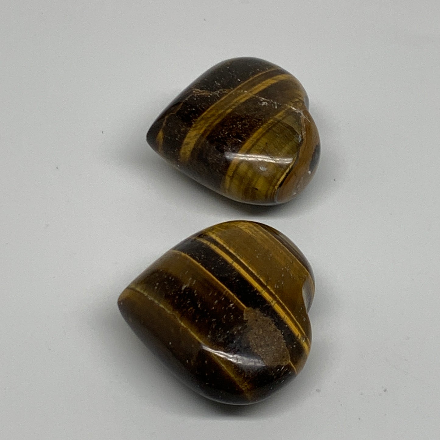 133.4g, 1.7"-1.7", 2pcs, Tiger's Eye Heart Polished Healing Crystal, B34830