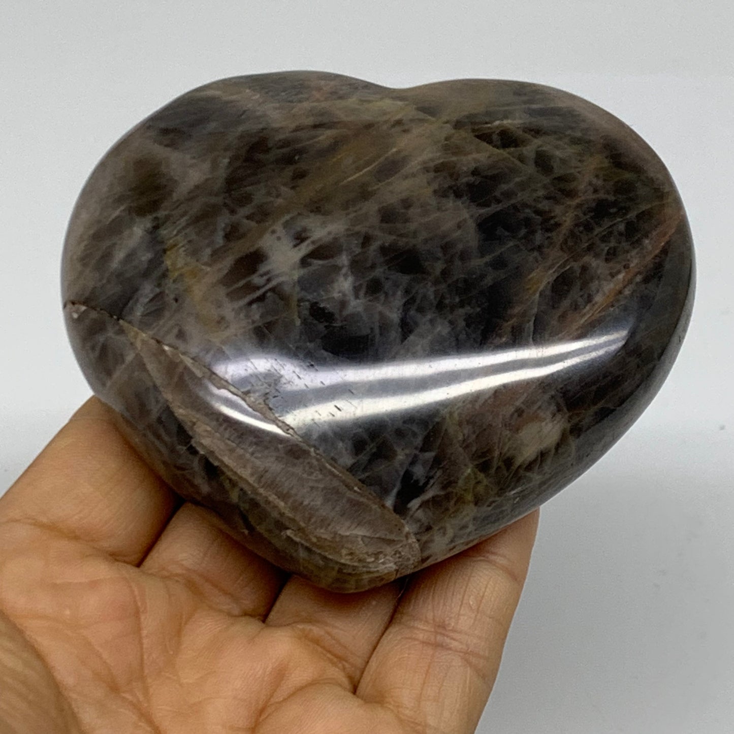 0.65 lbs, 3.1"x3.5"x1.2", Black Moonstone Heart Polished Crystal Decor, B37896