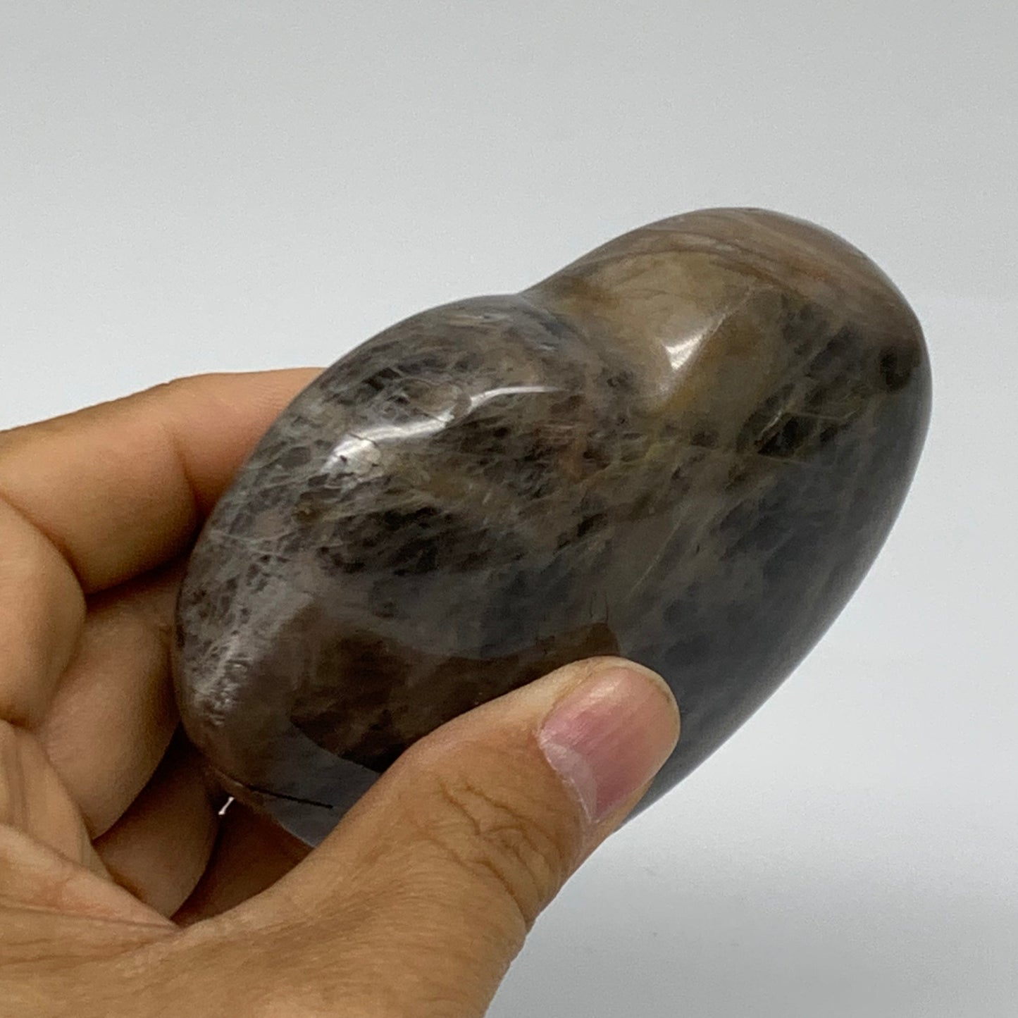 0.65 lbs, 3.1"x3.5"x1.2", Black Moonstone Heart Polished Crystal Decor, B37896