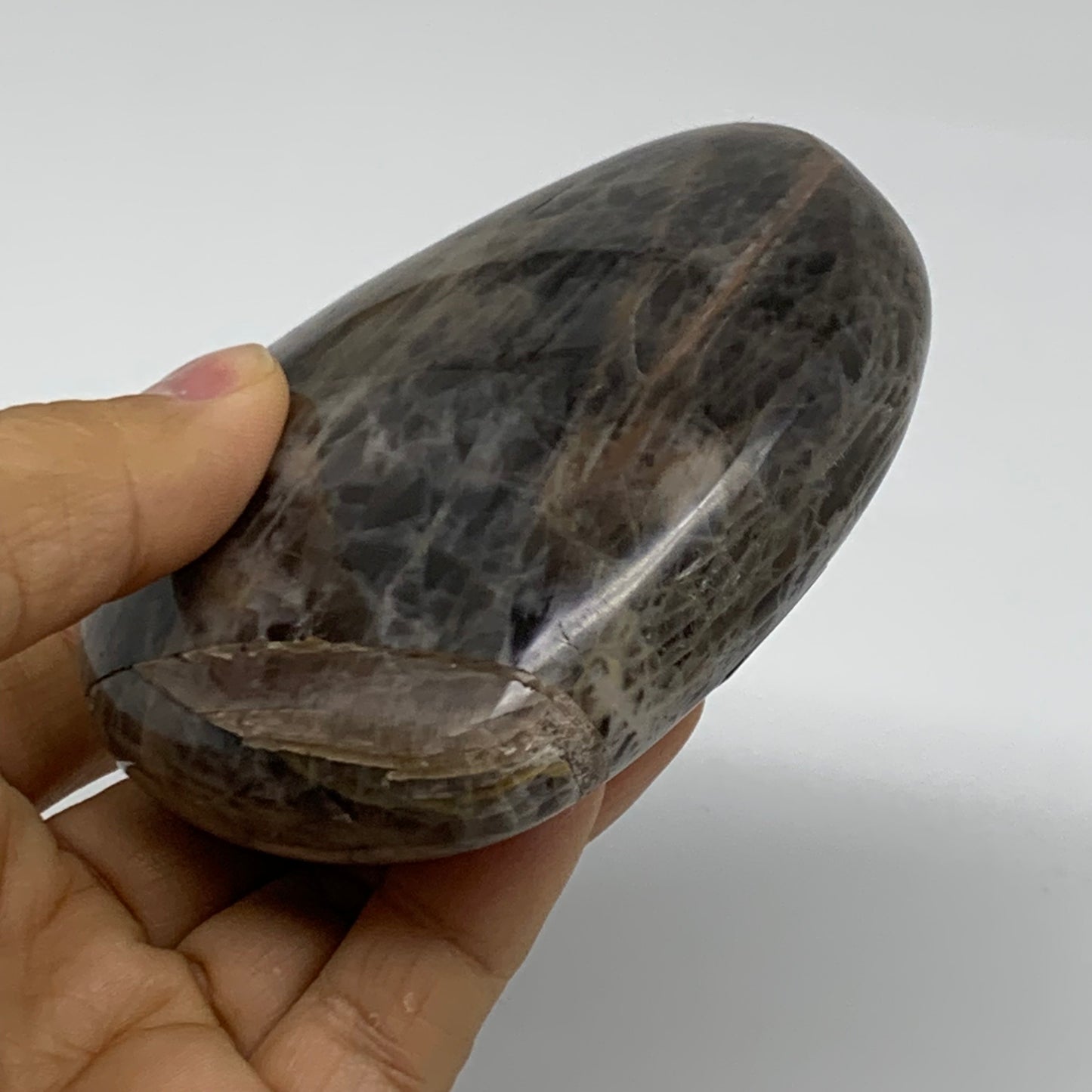 0.65 lbs, 3.1"x3.5"x1.2", Black Moonstone Heart Polished Crystal Decor, B37896