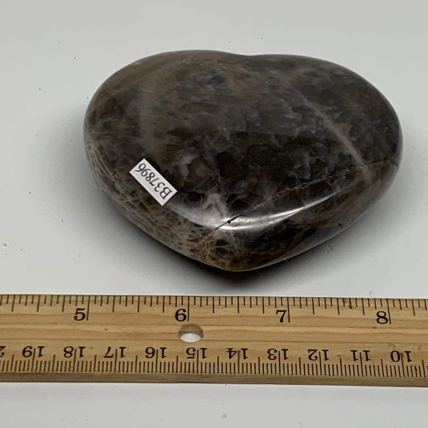 0.65 lbs, 3.1"x3.5"x1.2", Black Moonstone Heart Polished Crystal Decor, B37896