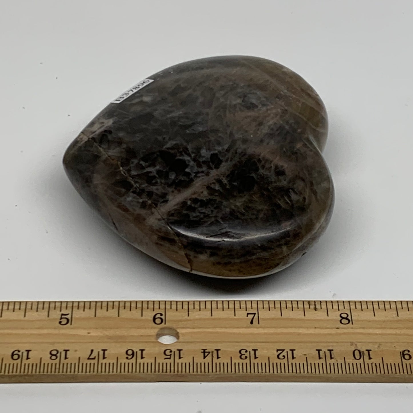 0.65 lbs, 3.1"x3.5"x1.2", Black Moonstone Heart Polished Crystal Decor, B37896