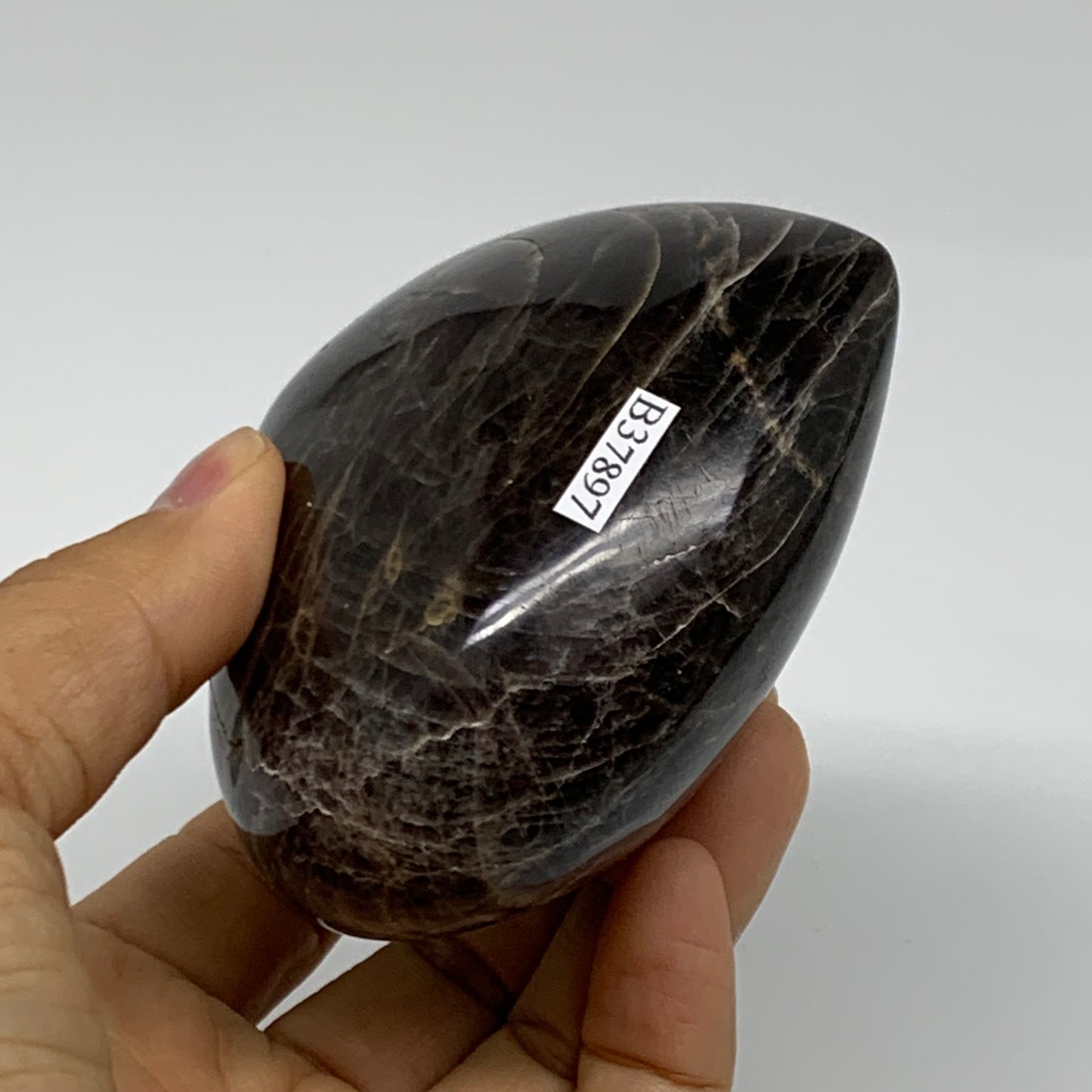 0.91 lbs, 3.3"x3.5"x1.9", Black Moonstone Heart Polished Crystal Decor, B37897