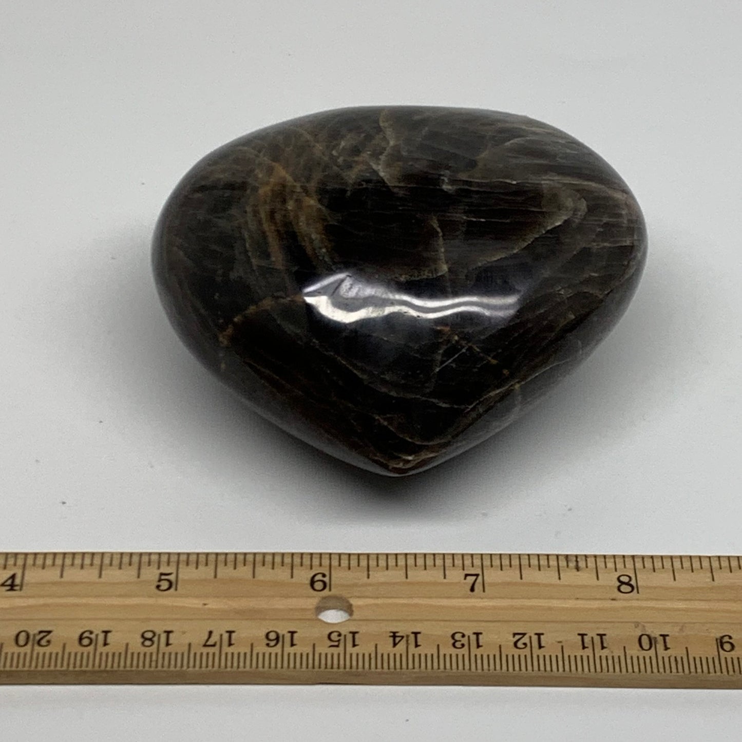 0.91 lbs, 3.3"x3.5"x1.9", Black Moonstone Heart Polished Crystal Decor, B37897