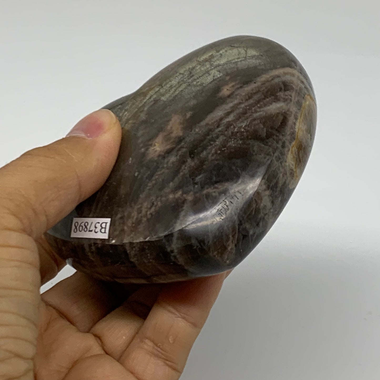 0.70 lbs, 3.1"x3.4"x1.3", Black Moonstone Heart Polished Crystal Decor, B37898