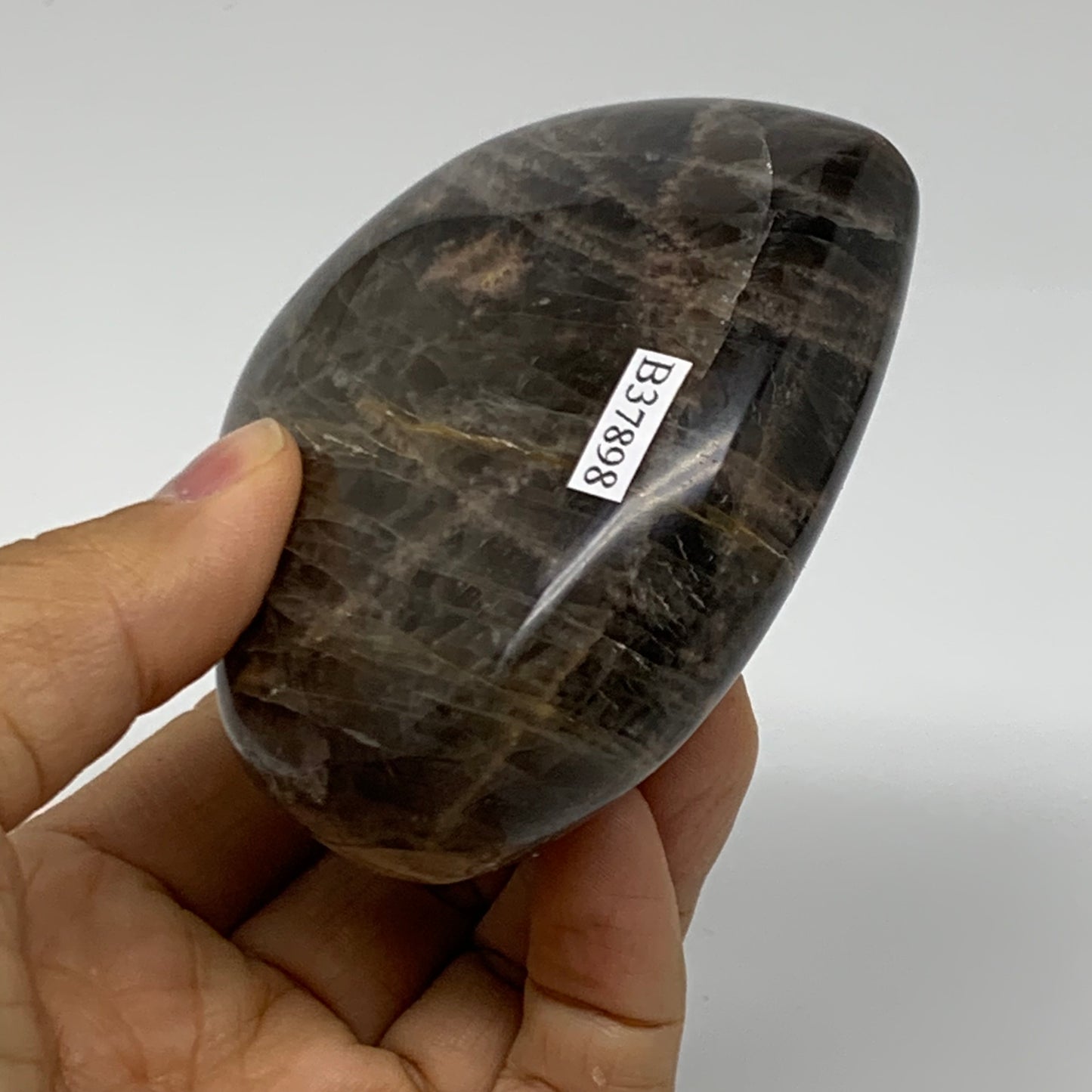 0.70 lbs, 3.1"x3.4"x1.3", Black Moonstone Heart Polished Crystal Decor, B37898