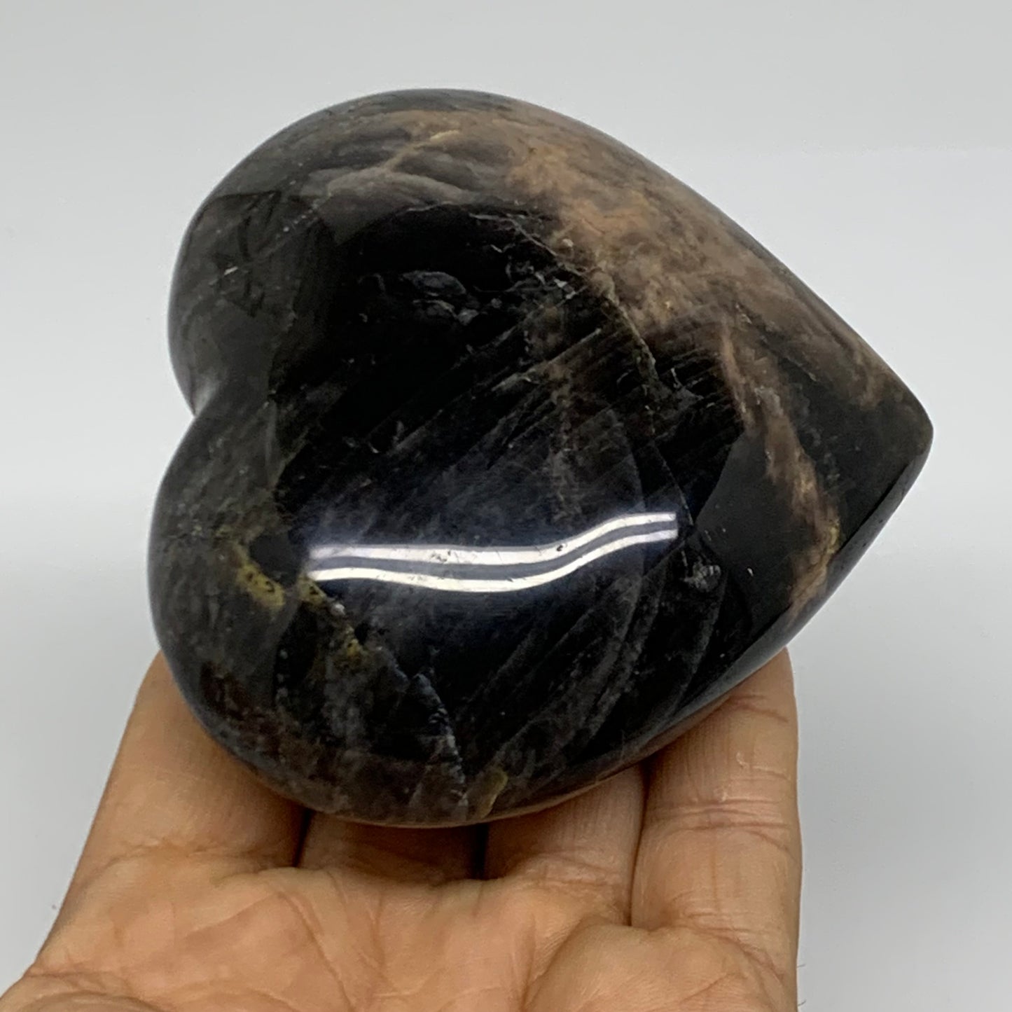 0.71 lbs, 3.1"x3.4"x1.6", Black Moonstone Heart Polished Crystal Decor, B37901