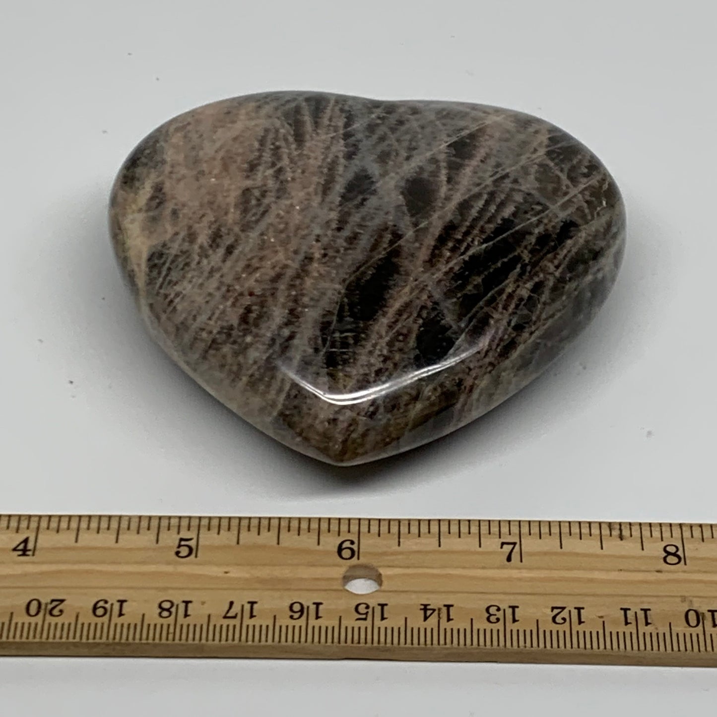 0.72 lbs, 3.2"x3.5"x1.2", Black Moonstone Heart Polished Crystal Decor, B37902