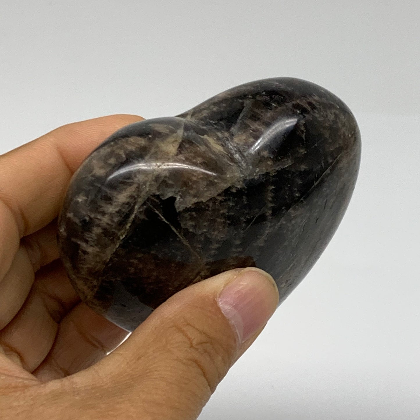 0.48 lbs, 2.8"x2.9"x1.4", Black Moonstone Heart Polished Crystal Decor, B37906
