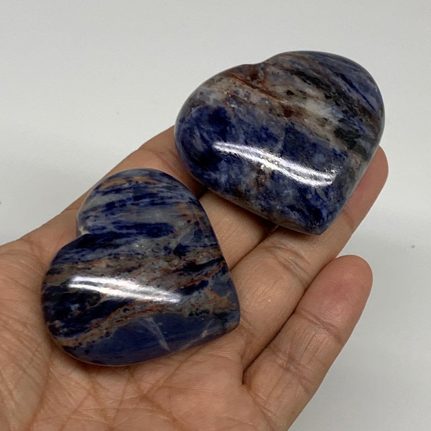 123.1g, 1.8"-1.8", 2pcs, Natural Sodalite Heart Polished Gemstone, B34876