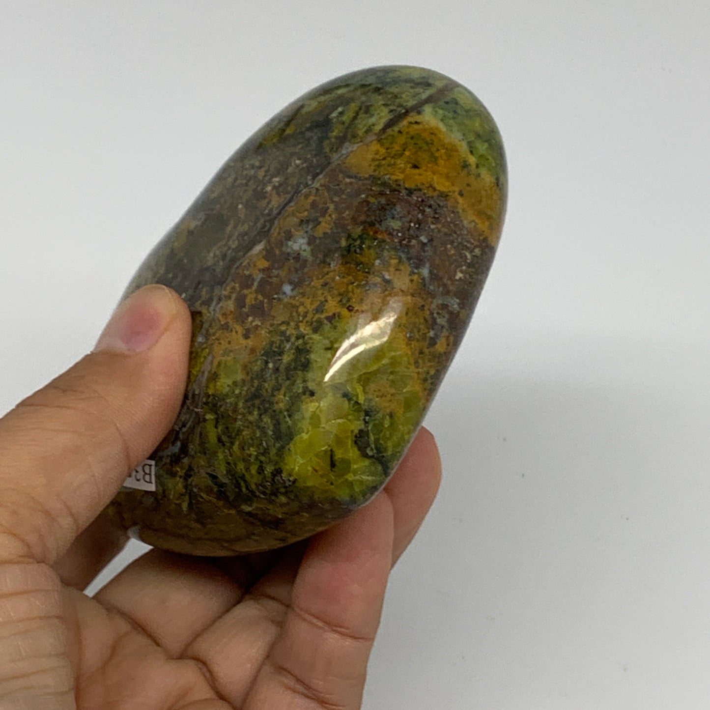 319.9g,3.2"x3.6"x1.5", Green Opal Heart Polished Gemstone Crystal, B35617