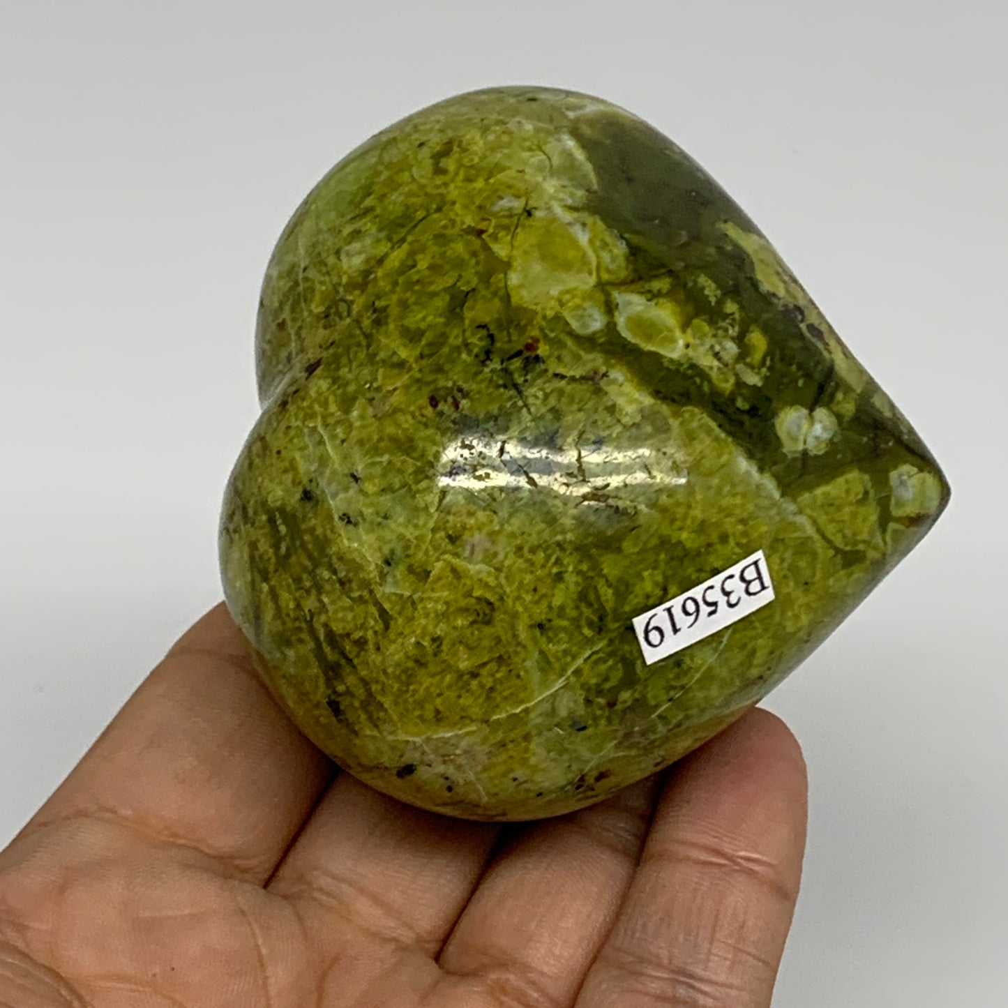 242g,2.6"x2.8"x1.9", Green Opal Heart Polished Gemstone Crystal, B35619