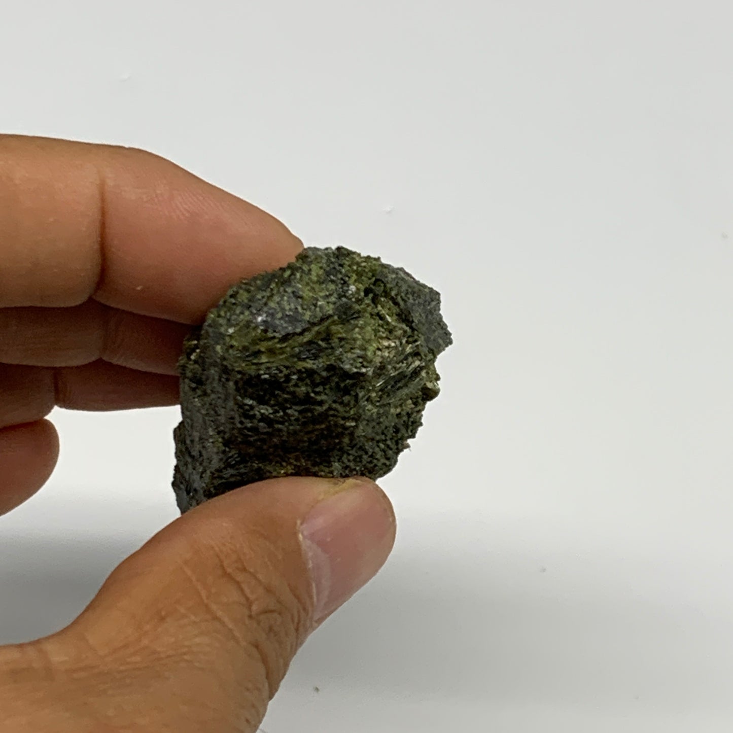 53.5g,2.5"x1.1"x0.8",Green Epidote Custer/Leaf Mineral Specimen @Pakistan,B27627