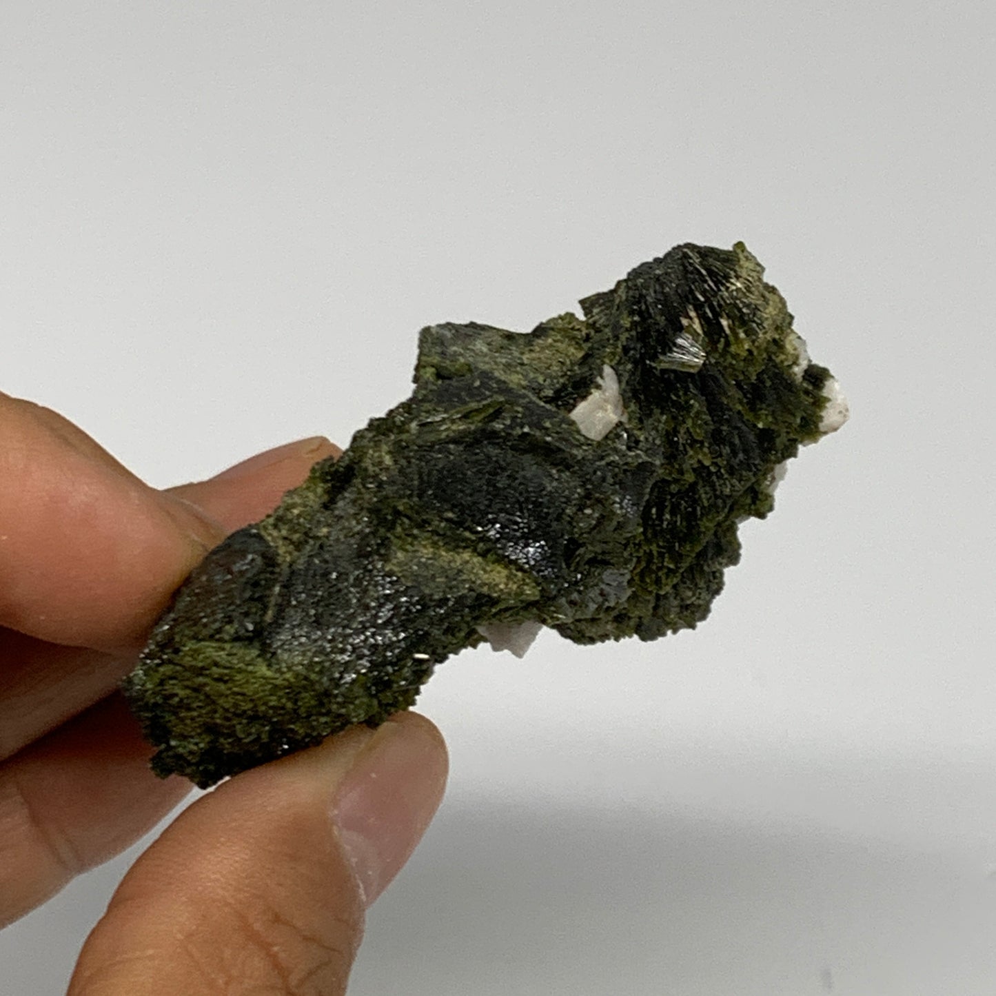 88g,2.3"x2.3"x0.9",Green Epidote Custer/Leaf Mineral Specimen @Pakistan, B27640