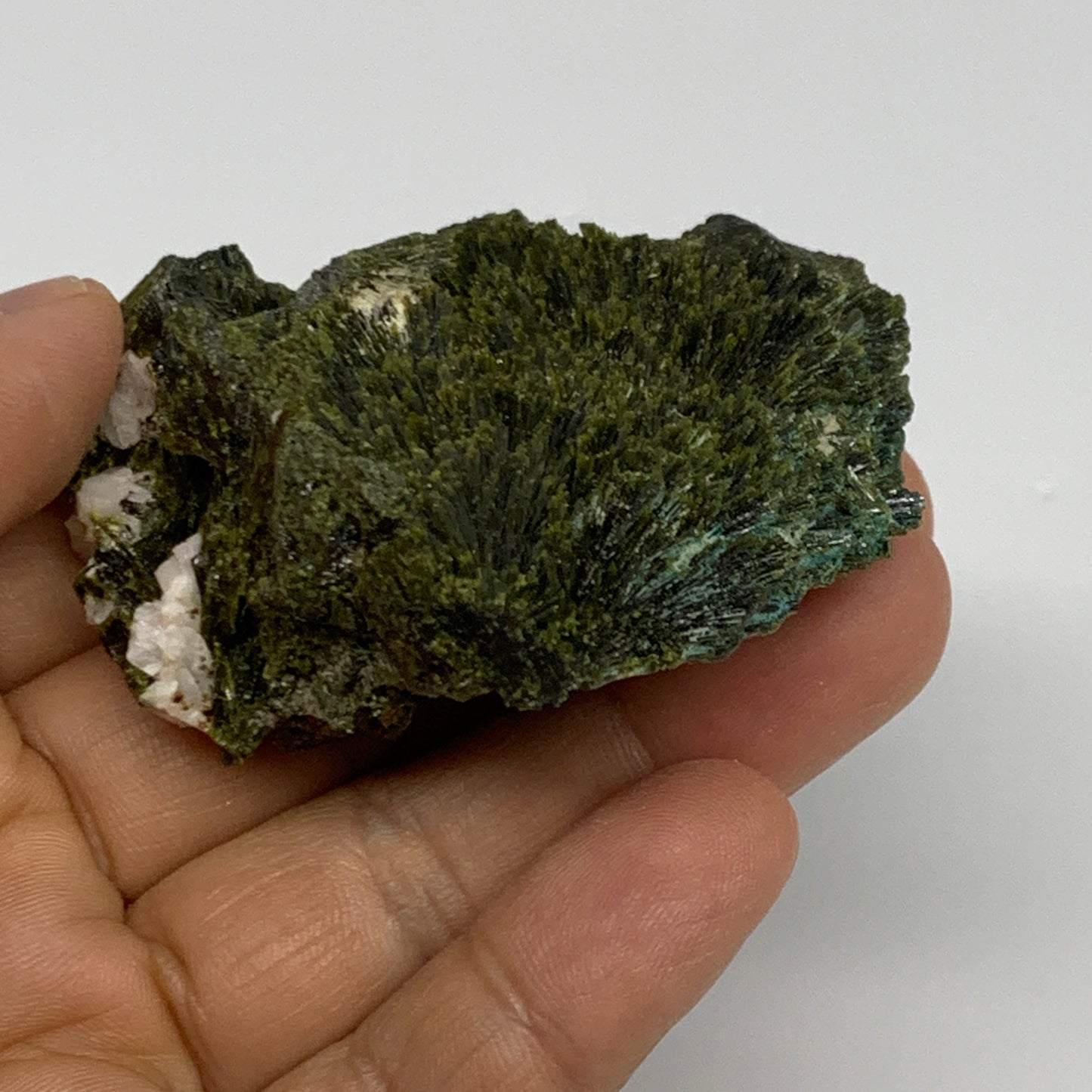 88g,2.3"x2.3"x0.9",Green Epidote Custer/Leaf Mineral Specimen @Pakistan, B27640
