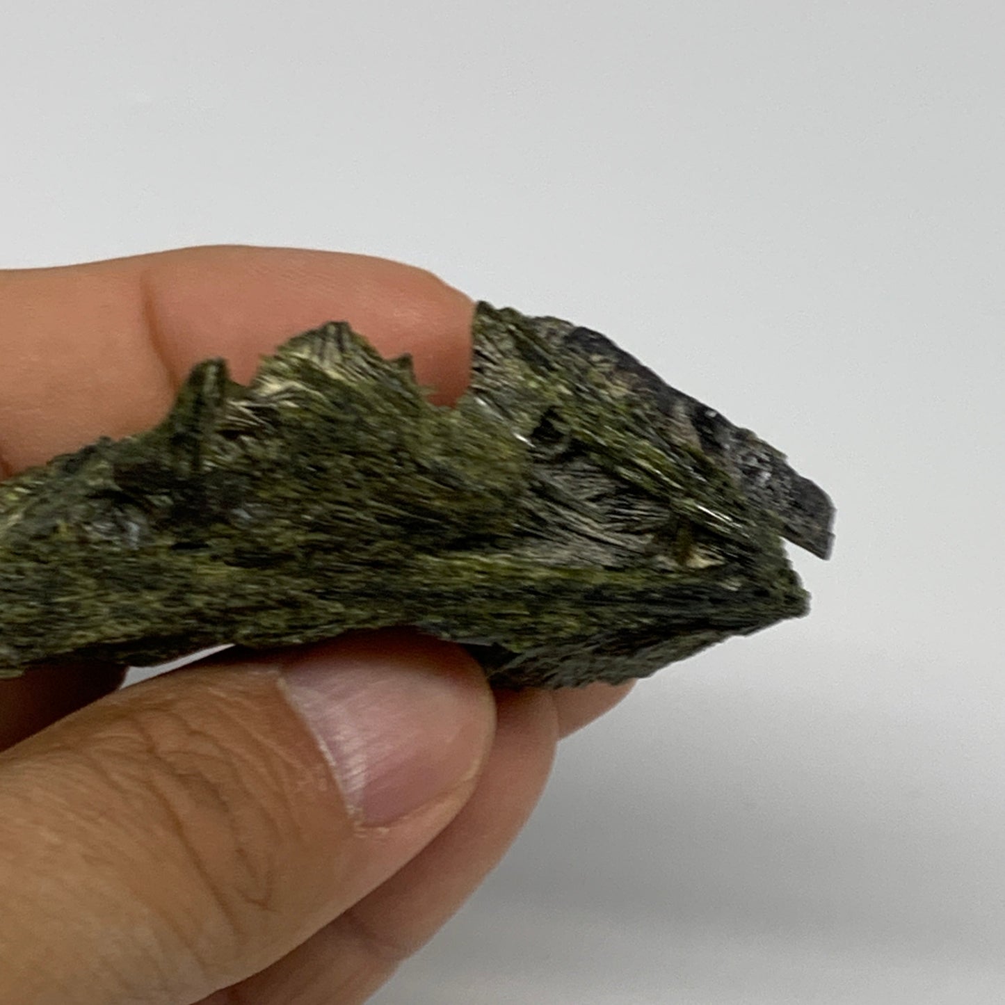 52.1g,2.5"x1.6"x1",Green Epidote Custer/Leaf Mineral Specimen @Pakistan, B27643