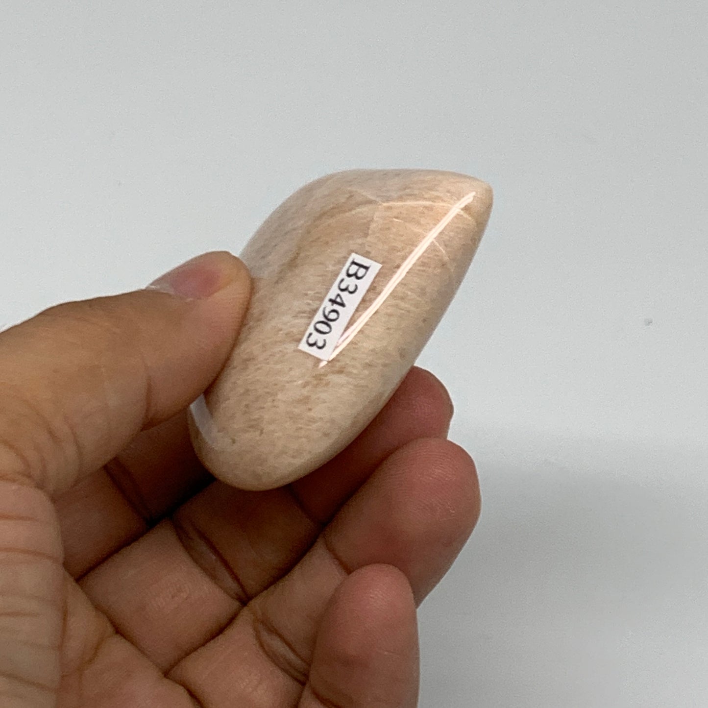 69.4g, 2.1"x2.1"x0.8", Peach Moonstone Heart Crystal Polished Gemstone, B34903