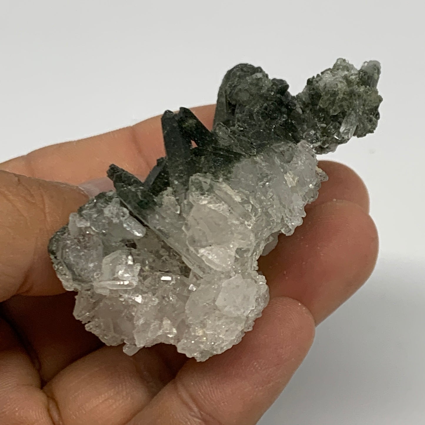 47.1g, 2.3"x1.6"x1.1", Chlorine Quartz Crystal Mineral,Specimen Terminated,B2765