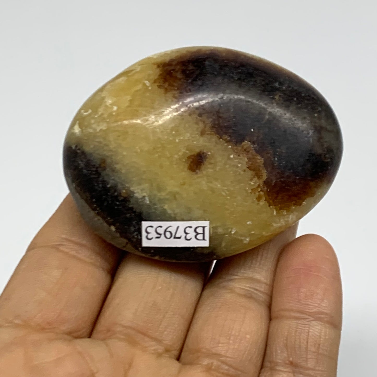 95.1g, 2.3x1.9"x1", Septarian Nodule Palm-Stone Polished Crystal, B37953